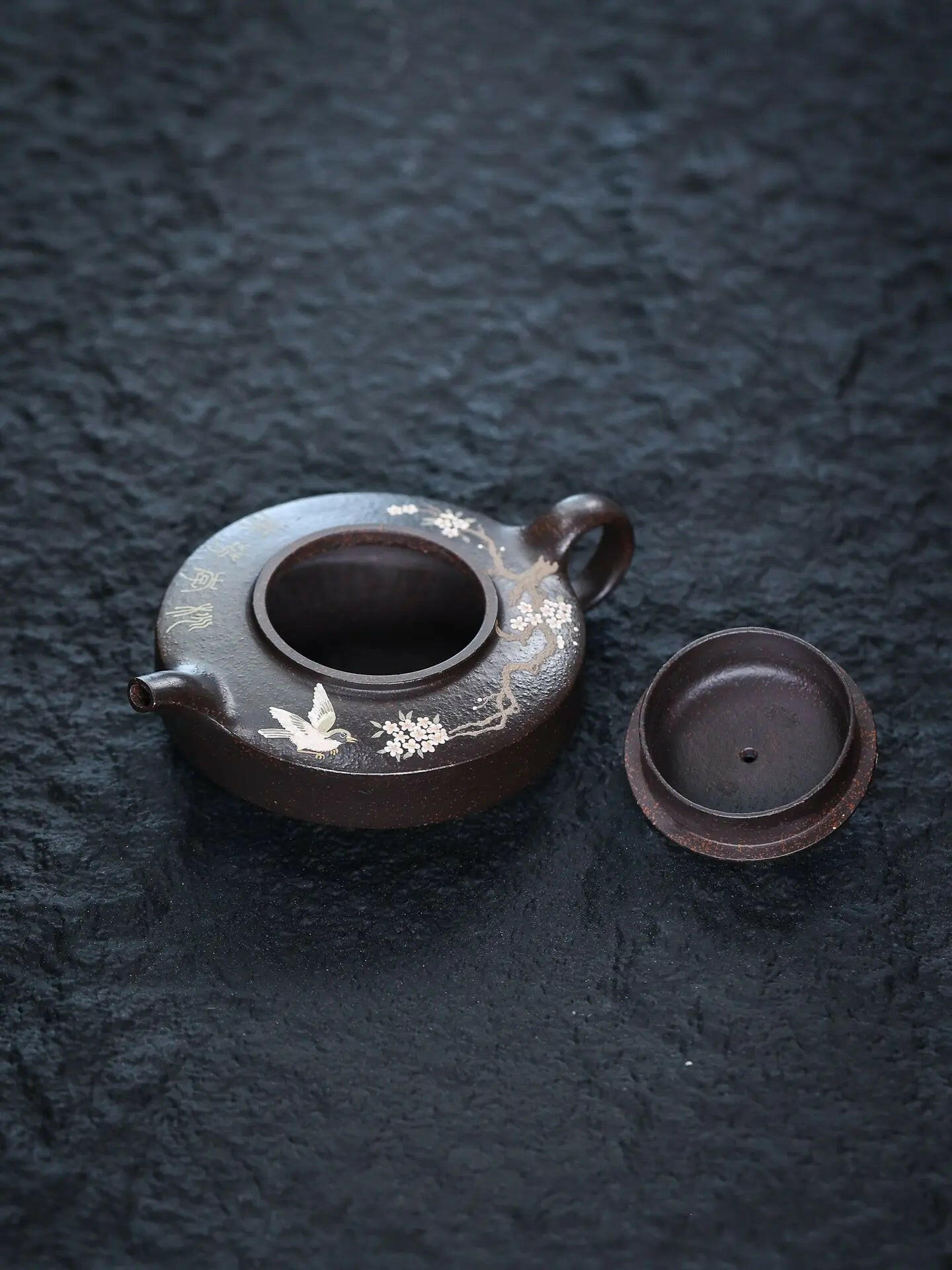 Bian Gu Hu 180cc - Yixing Handmade Teapot - zycs_China