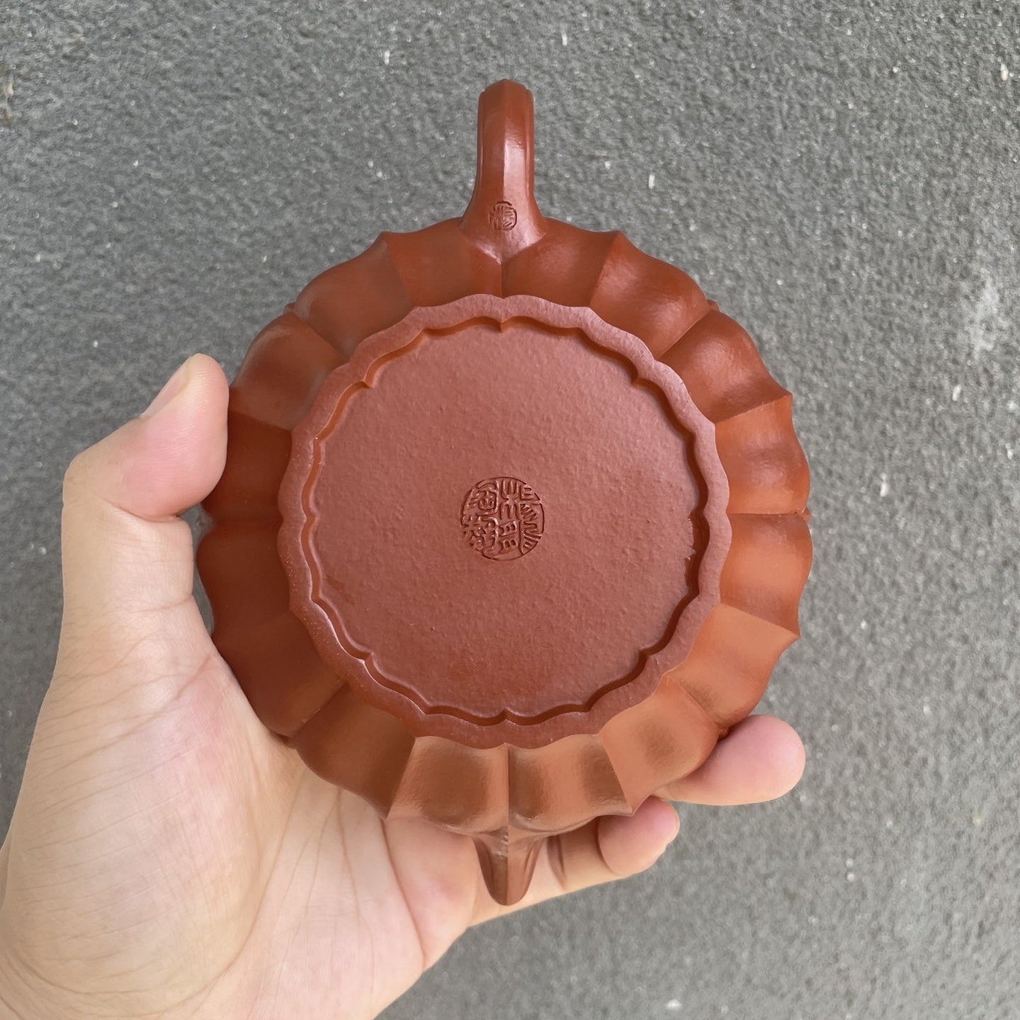 Bian He Ling 190cc - Yixing Handmade Teapot - zycs_China