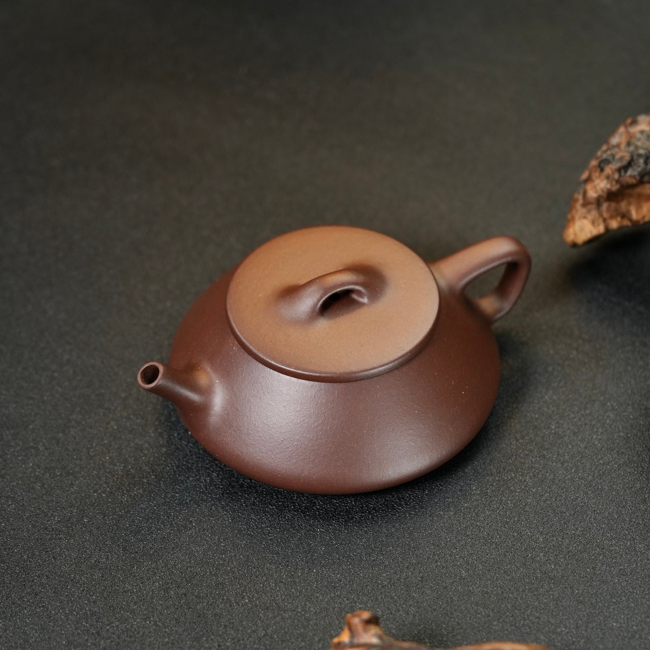Bian Piao 150cc - Yixing Handmade Teapot 江苏宜兴