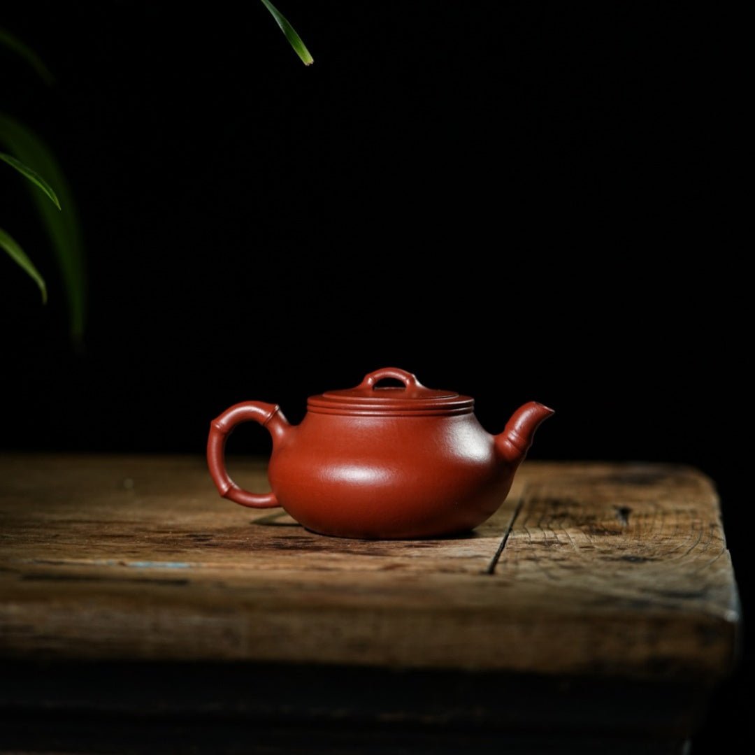 Bian Ying 200cc - Yixing Handmade Teapot 江苏宜兴