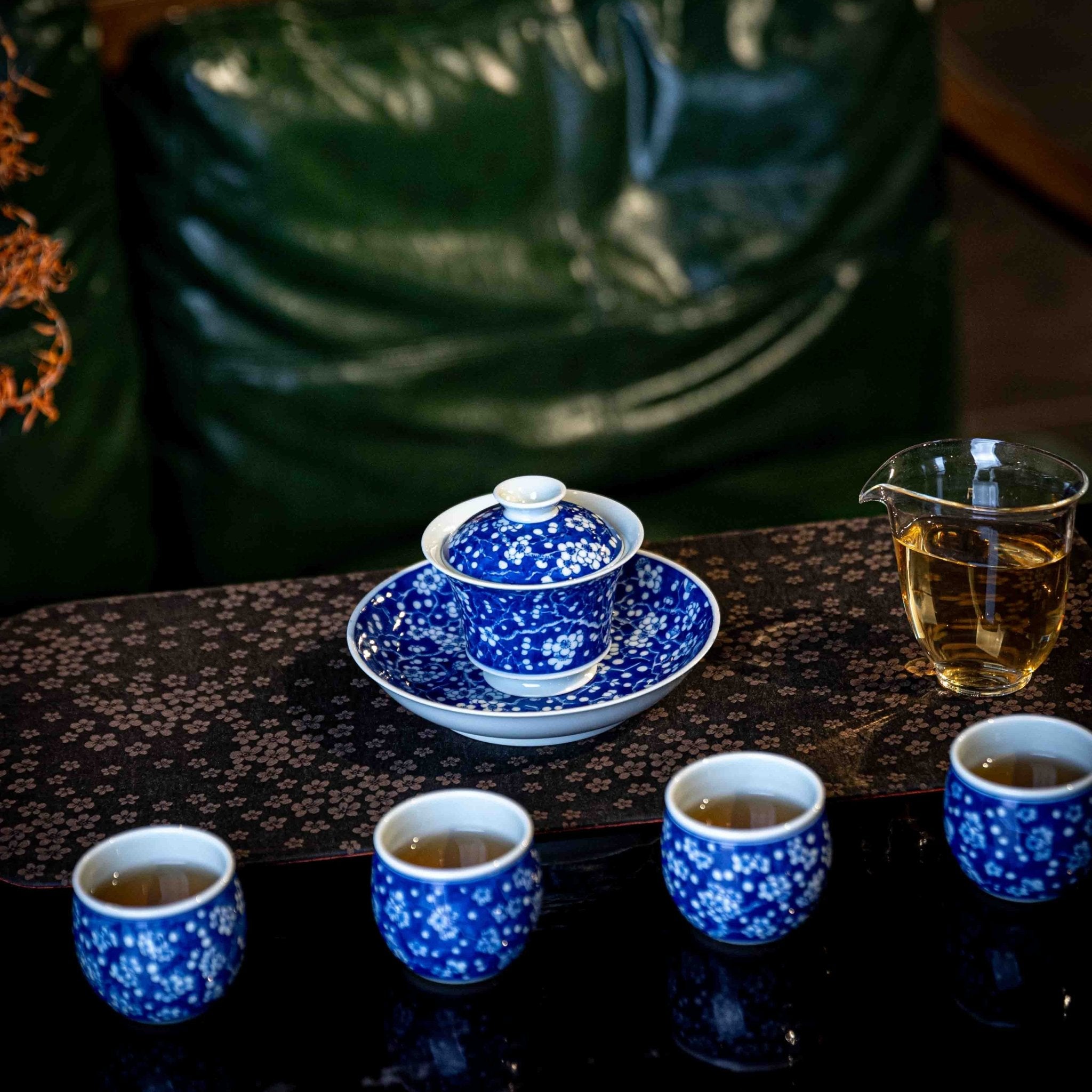 Bing Mei 150cc - Jing De Zhen Porcelain Gaiwan - zycs_China