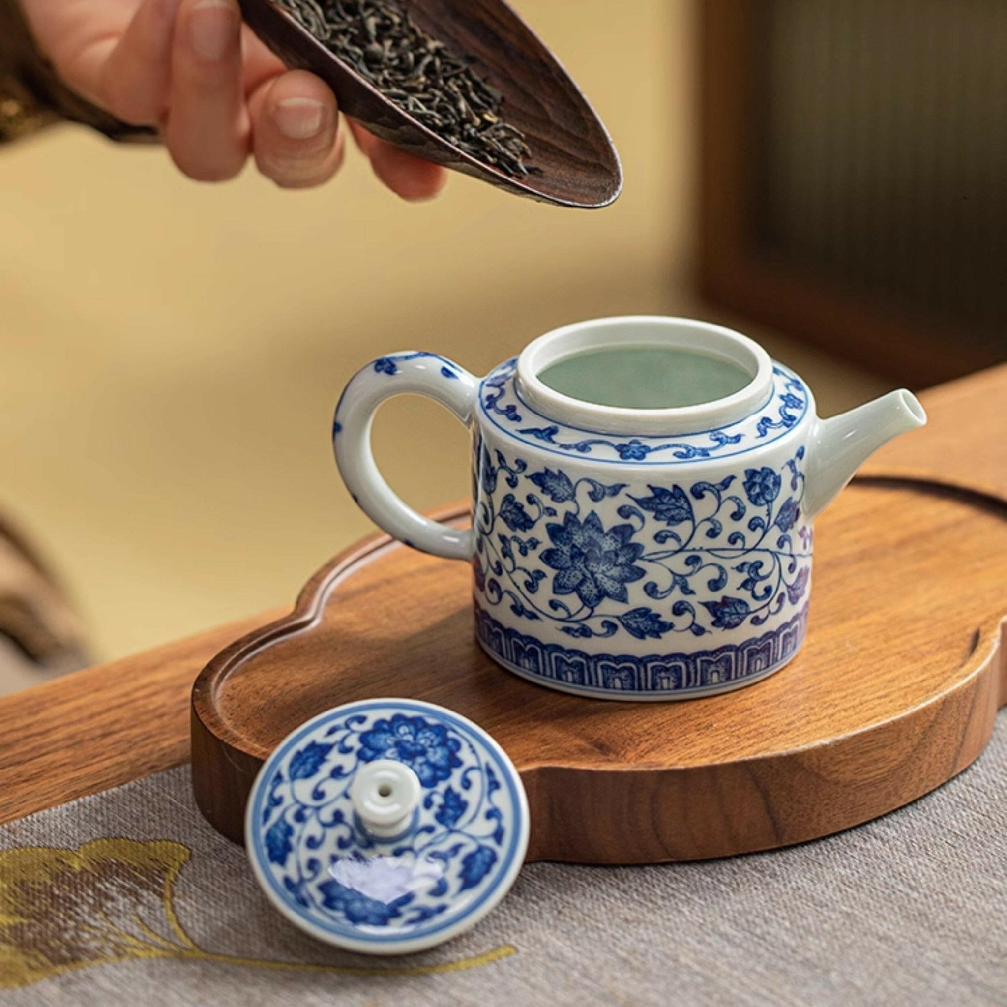 Chan Zhi Lian Wen Gong Deng/Zhi Tong - Jing De Zhen Porcelain Teapot - zycs_China