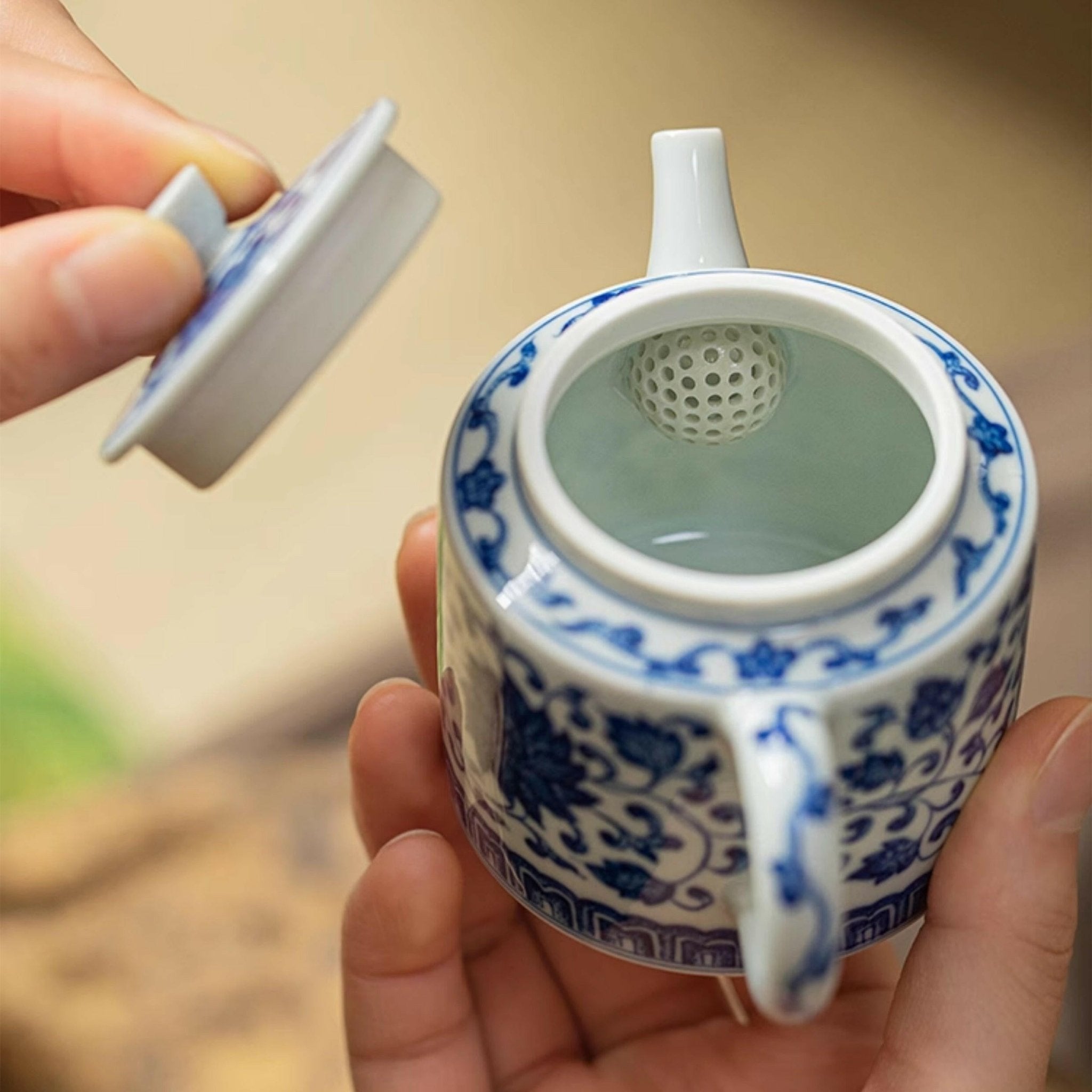 Chan Zhi Lian Wen Gong Deng/Zhi Tong - Jing De Zhen Porcelain Teapot - zycs_China