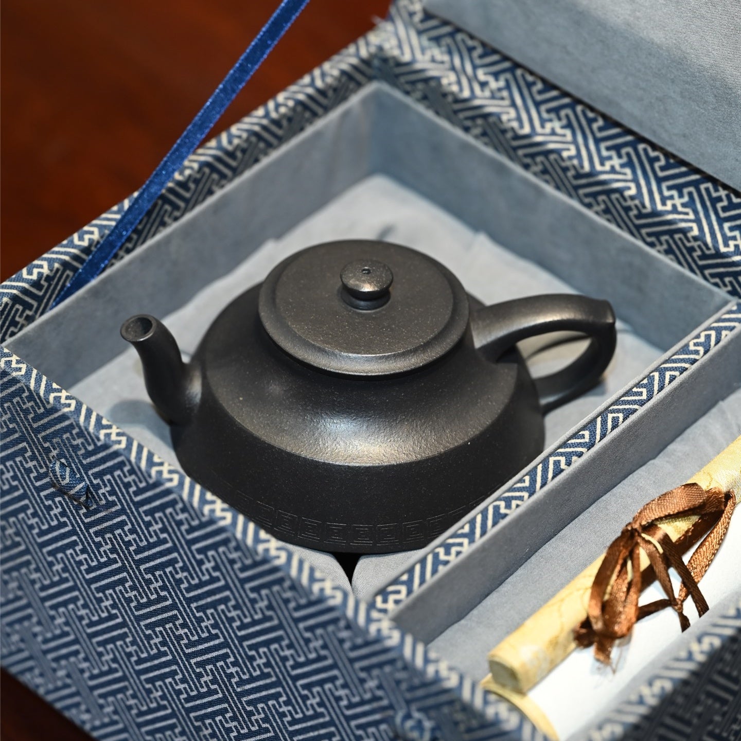 Chan Zhong 180cc - Yixing Handmade Teapot - zycs_China