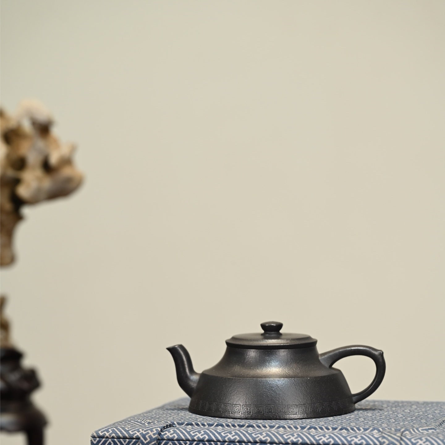 Chan Zhong 180cc - Yixing Handmade Teapot - zycs_China