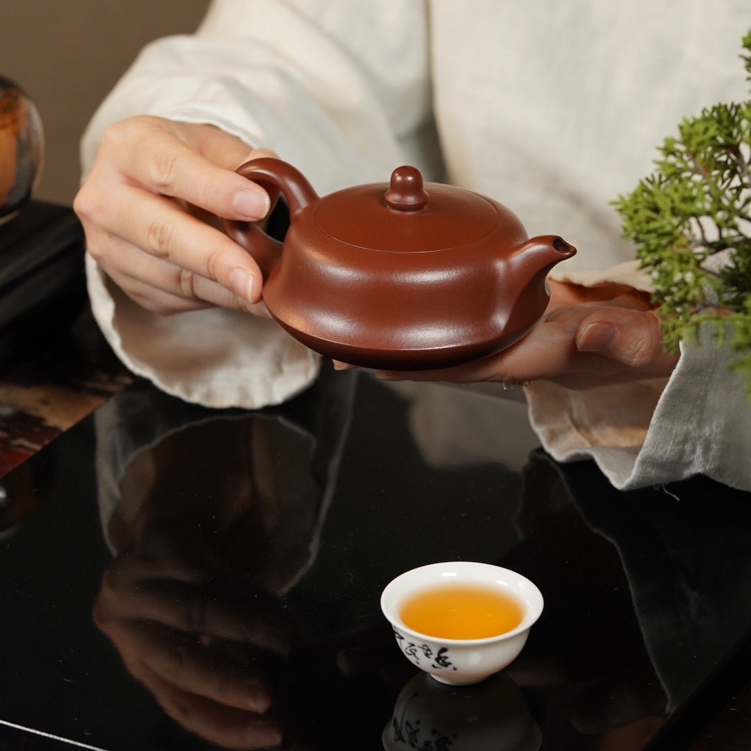 Chen Qu 200cc - Yixing Handmade Teapot - zycs_China