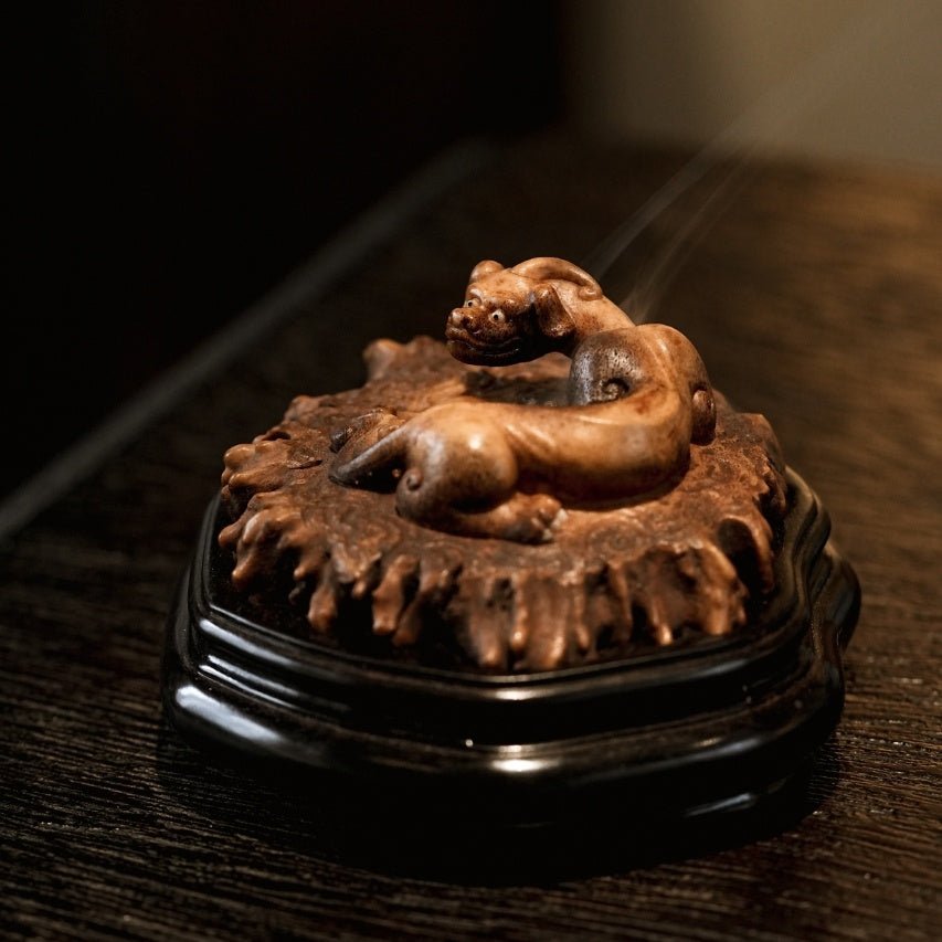 Chi Long - Wood Sculpture - zycs_China