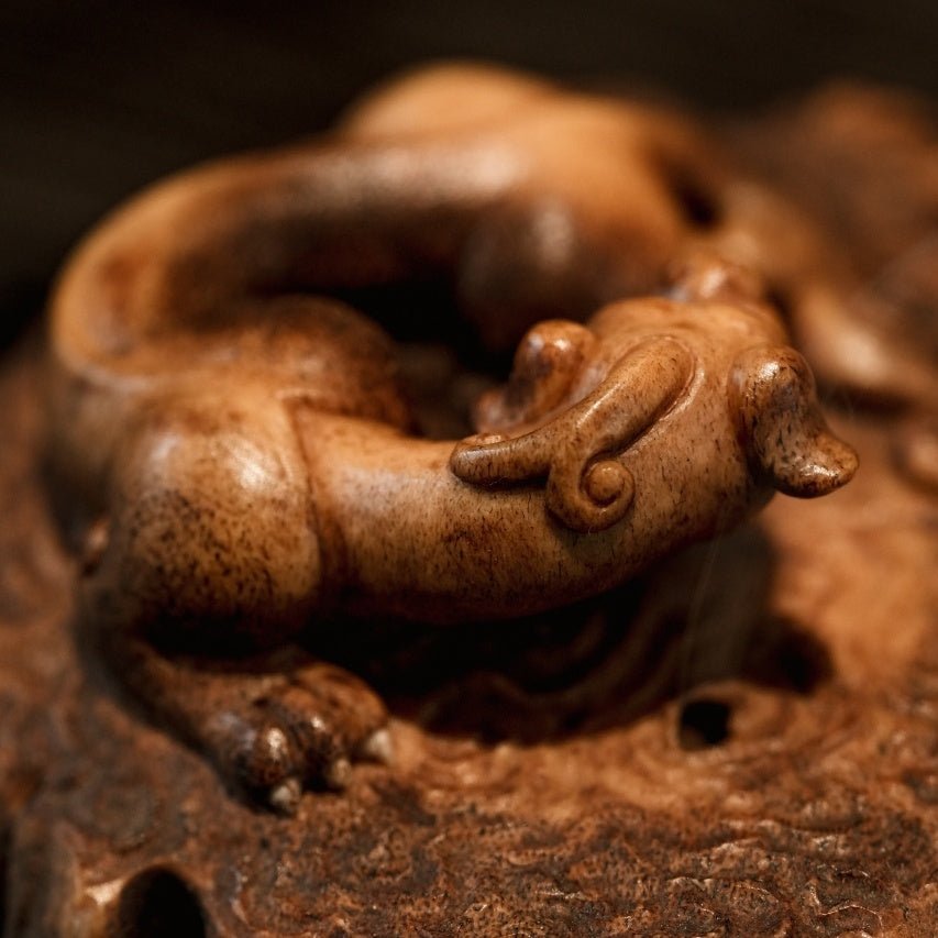 Chi Long - Wood Sculpture - zycs_China