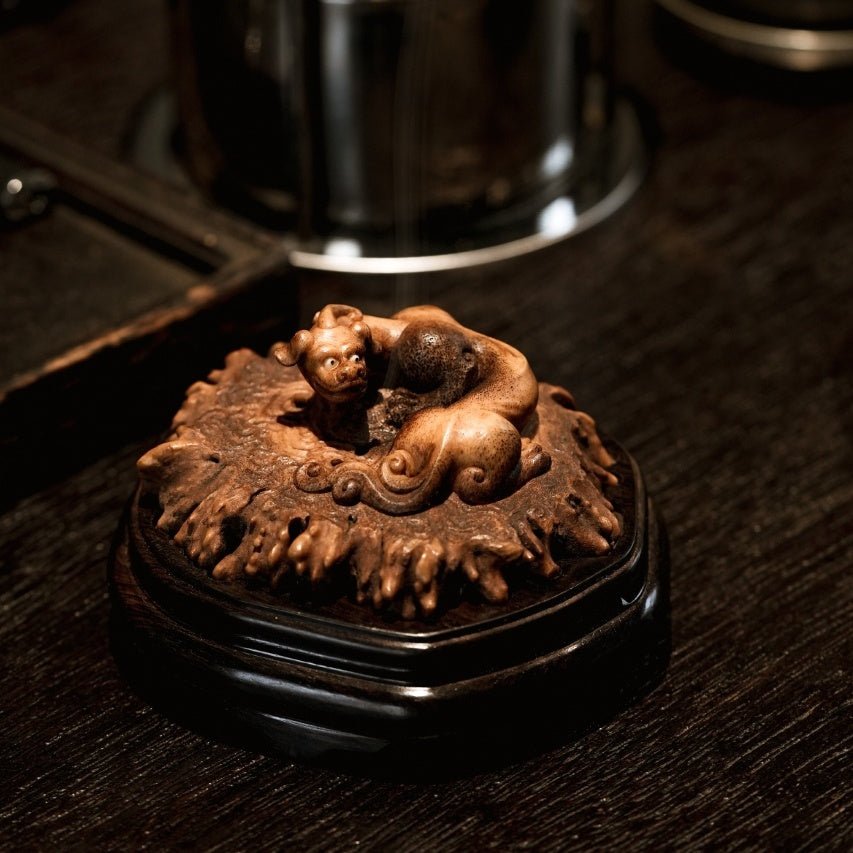 Chi Long - Wood Sculpture - zycs_China