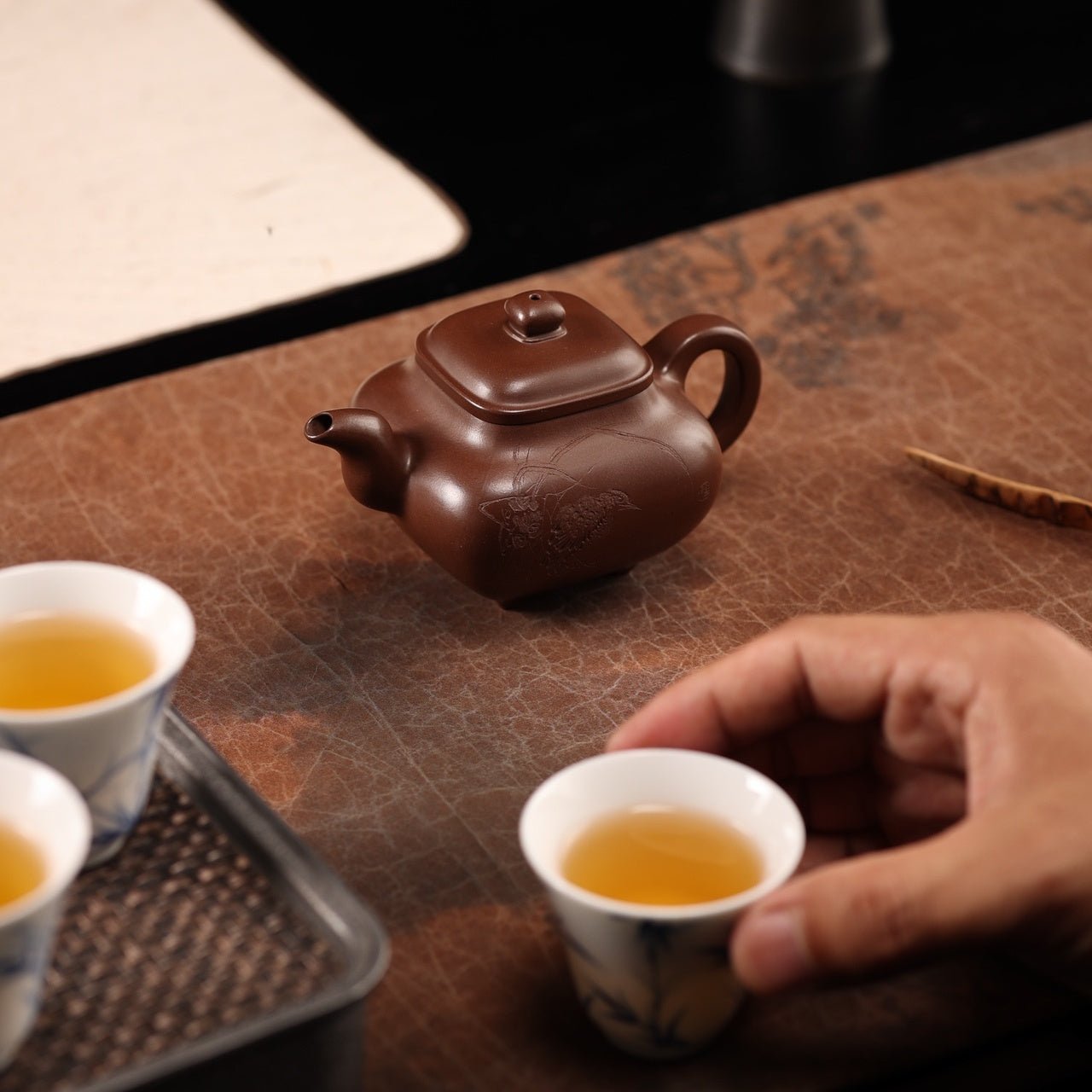 Chuan Lu 180cc - Yixing Handmade Teapot 江苏宜兴