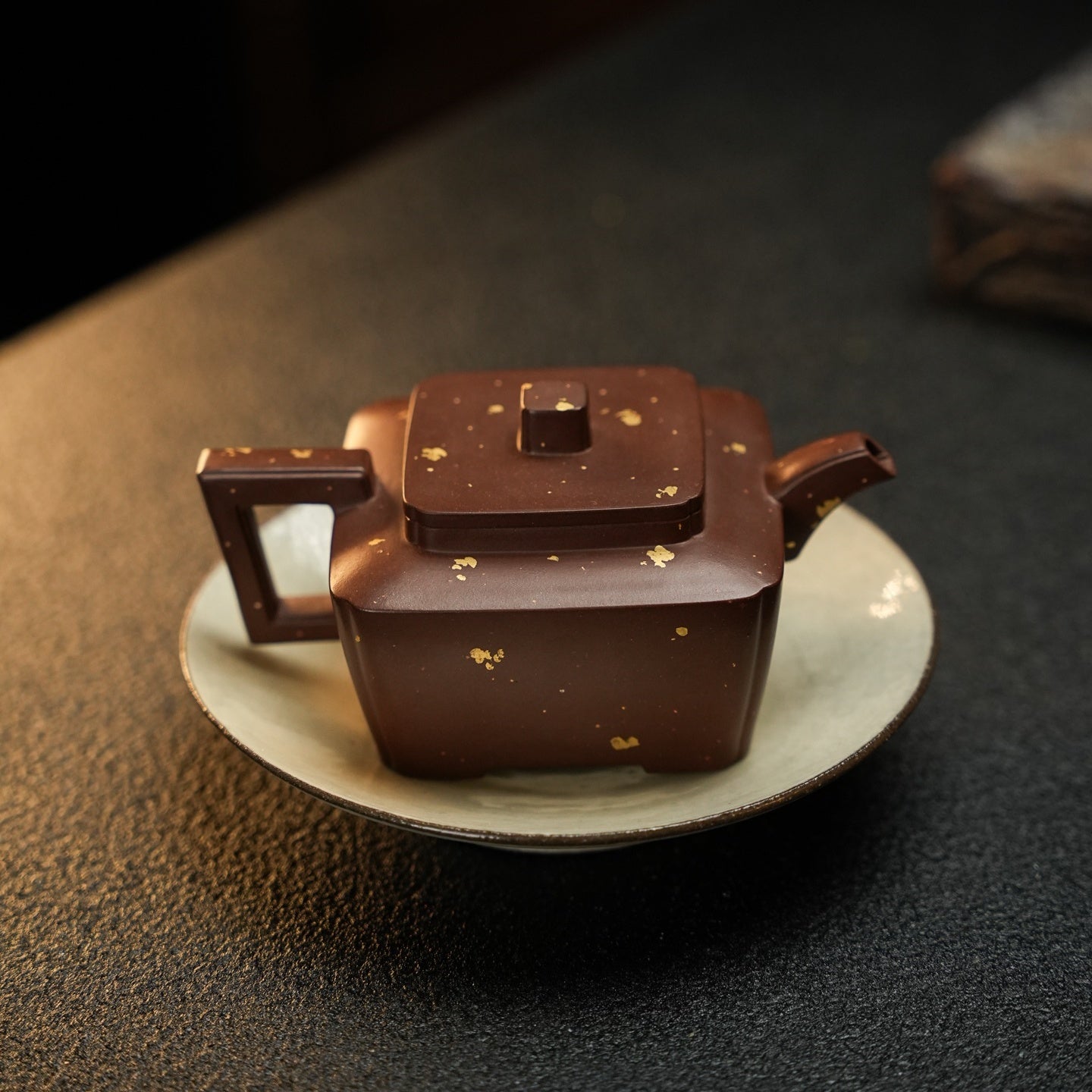 Chuan Xiang 200cc - Yixing Handmade Teapot - zycs_China