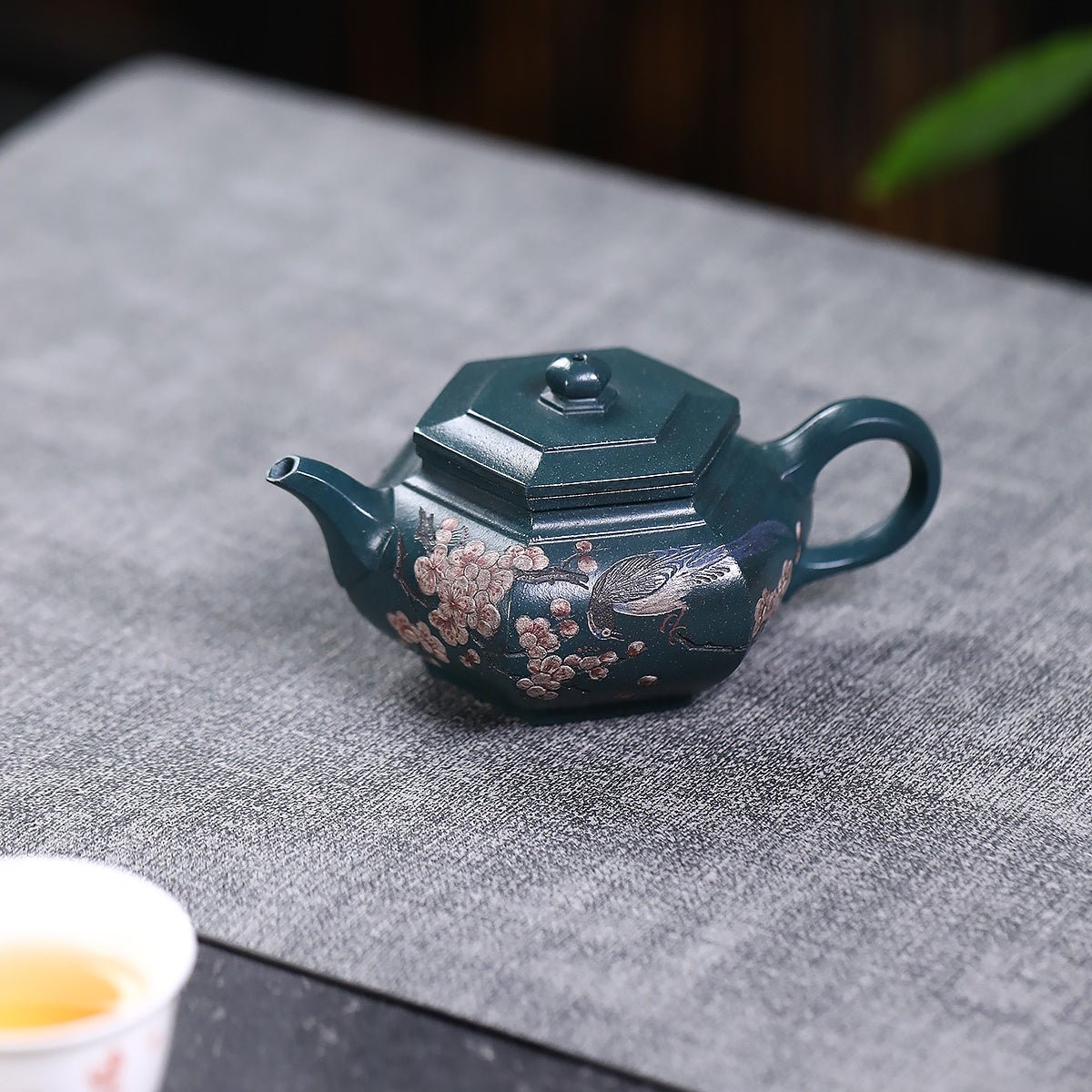 Da Bin Liu Fang 150cc - Yixing Handmade Teapot - zycs_China