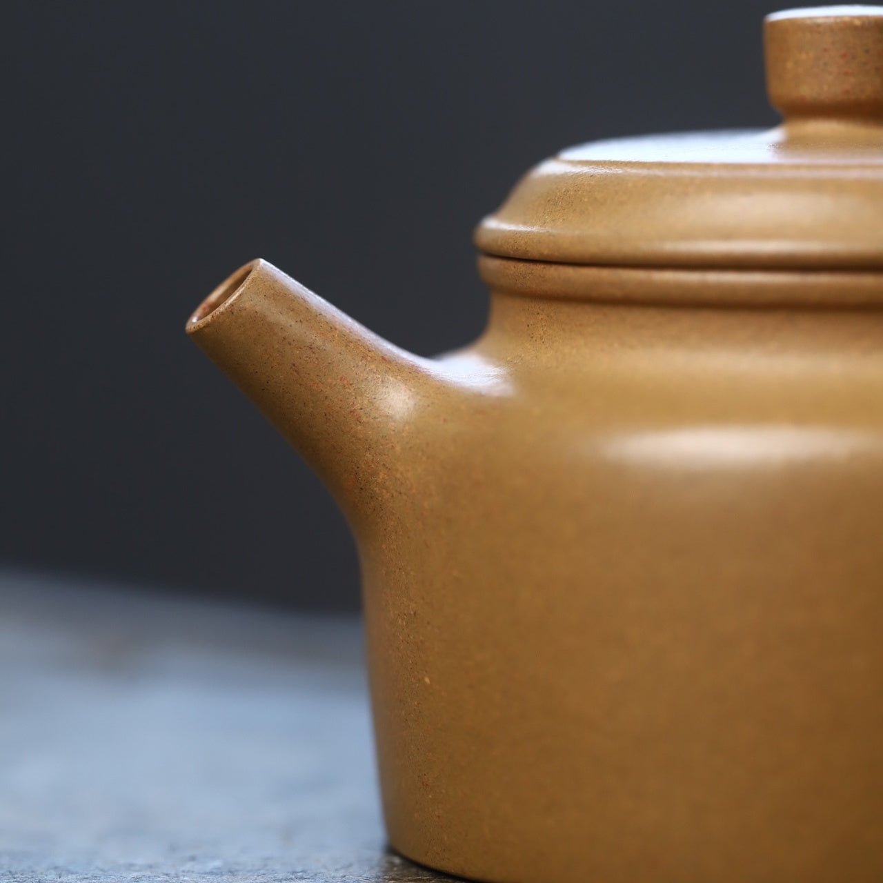 De Zhong 120cc - Yixing Handmade Teapot 江苏宜兴