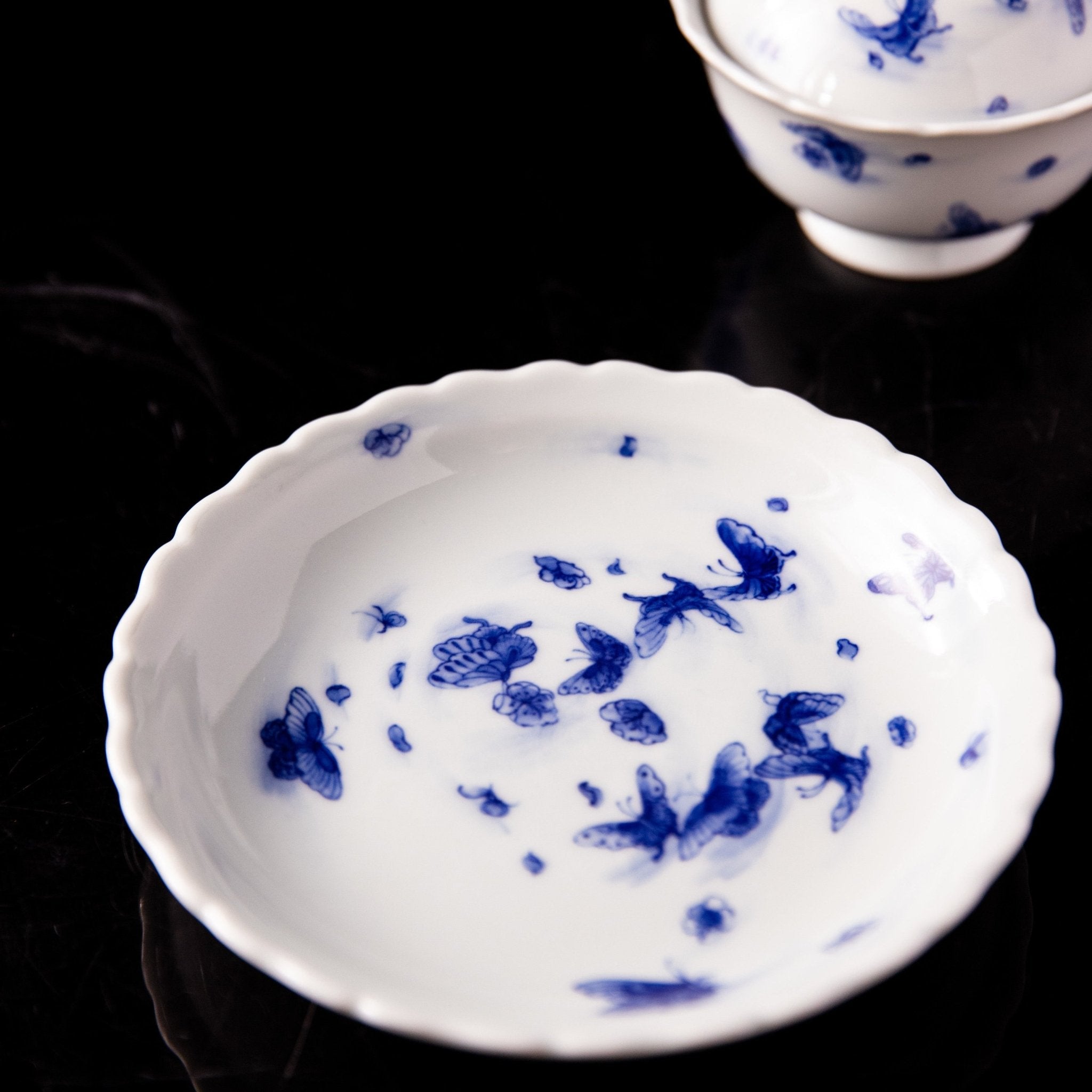 Die Lian Hua 100cc - Jing De Zhen Porcelain Gaiwan - zycs_China