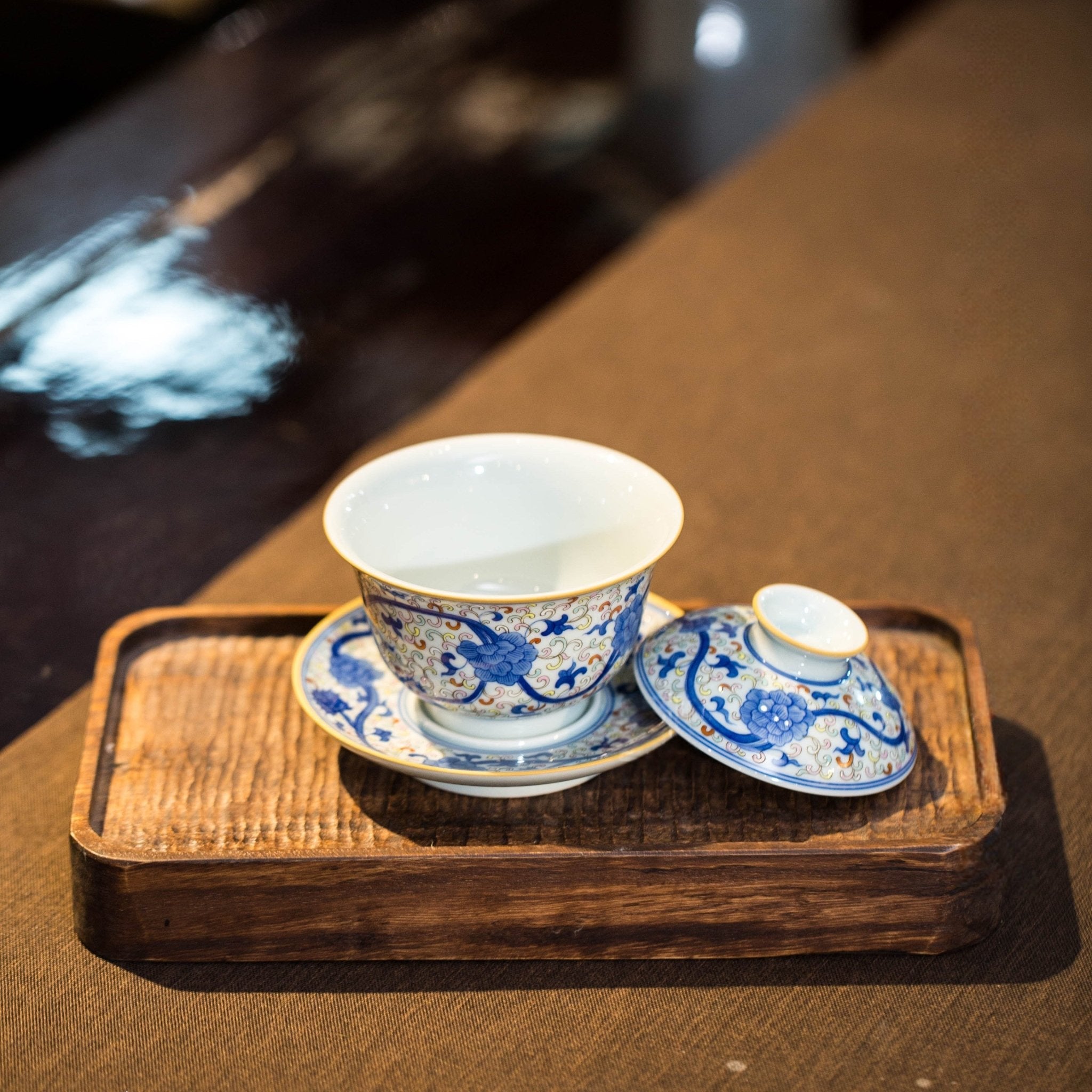 Die Lian Hua 120cc - Jing De Zhen Porcelain Gaiwan - zycs_China