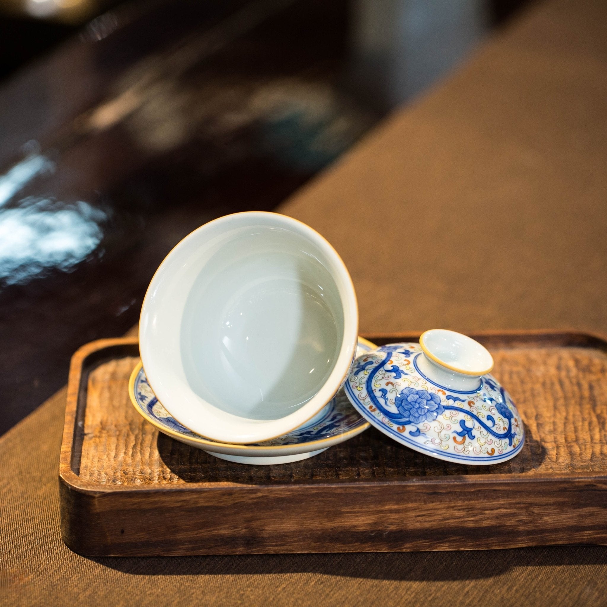 Die Lian Hua 120cc - Jing De Zhen Porcelain Gaiwan - zycs_China