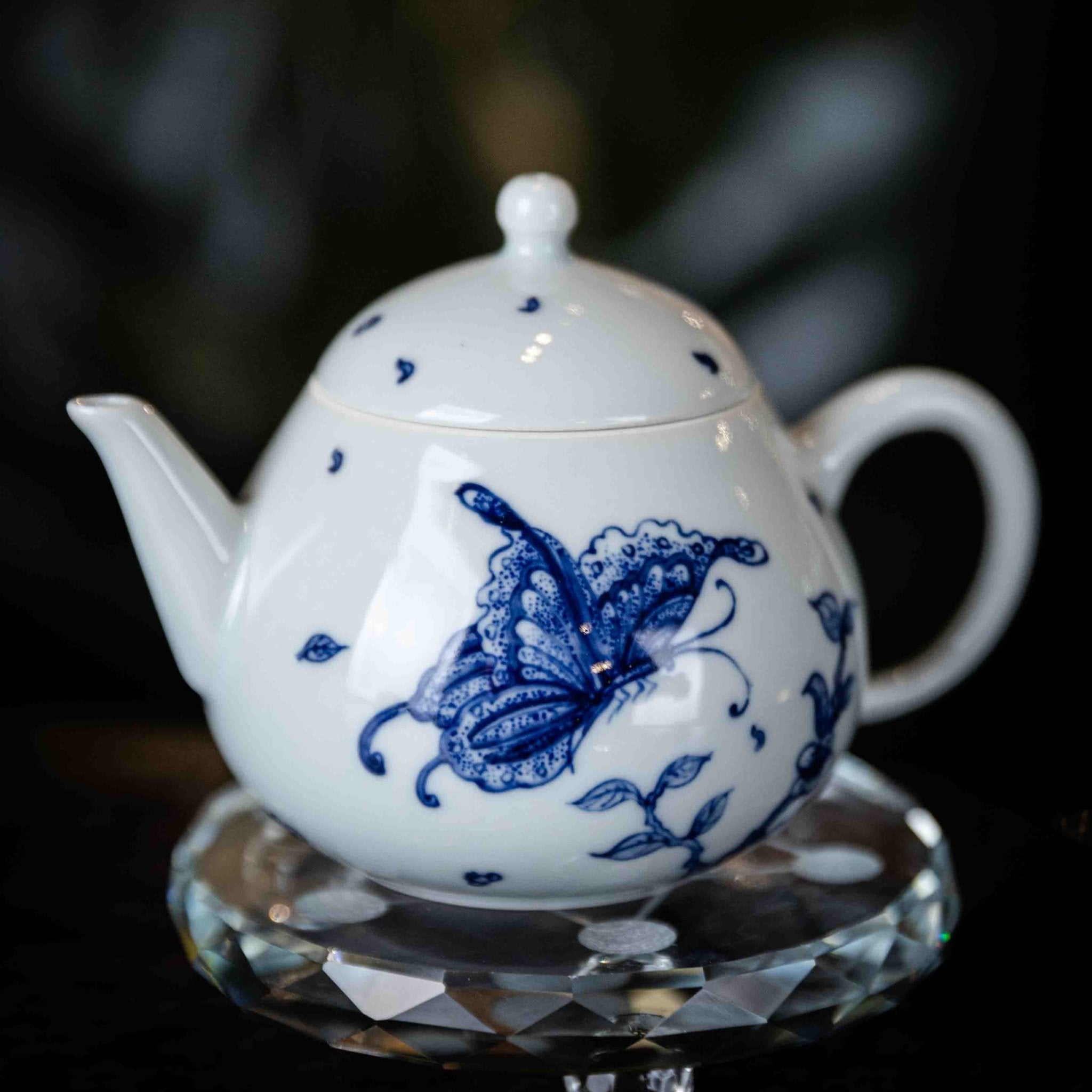 Die Lian Hua 180cc - Jing De Zhen Porcelain Teapot - zycs_China
