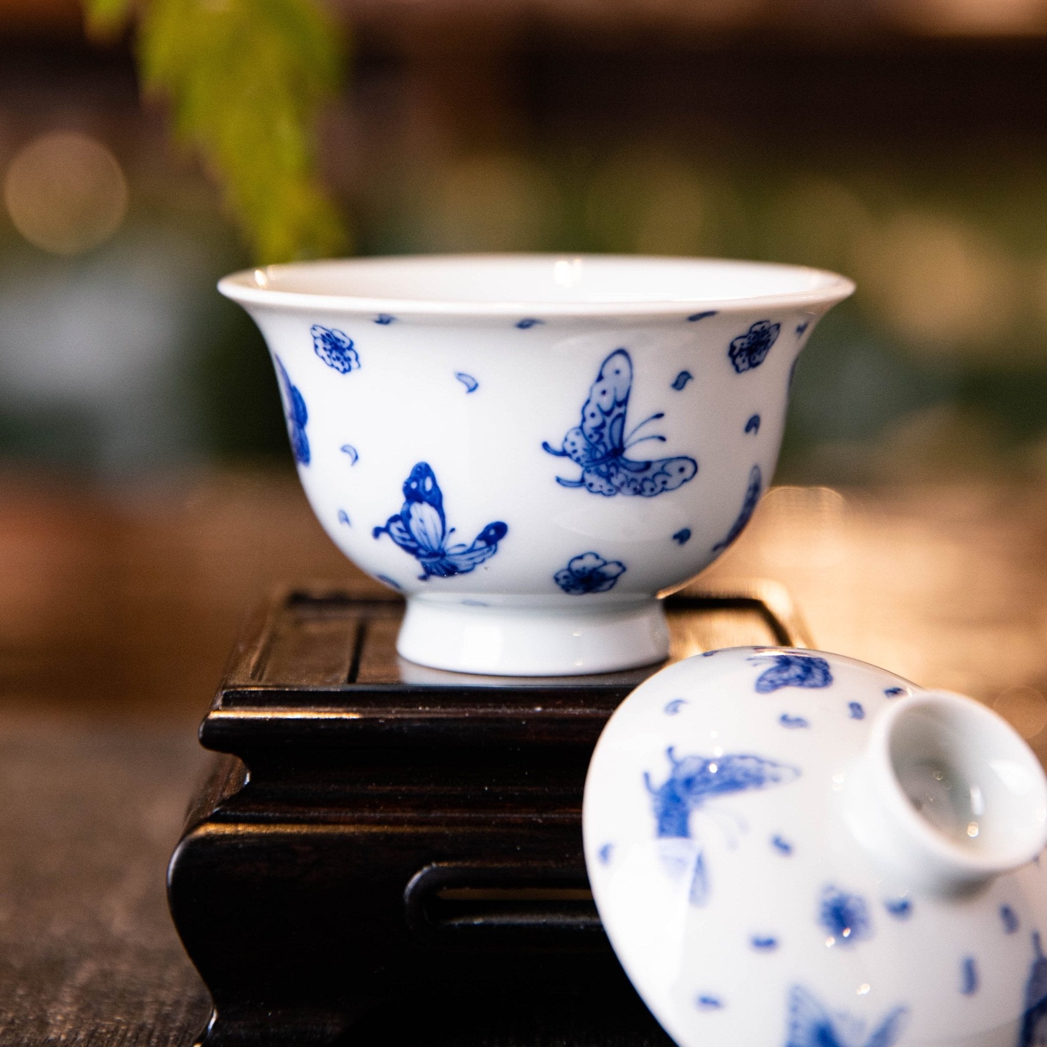 Die Lian Hua 50cc - Jing De Zhen Porcelain Gaiwan - zycs_China