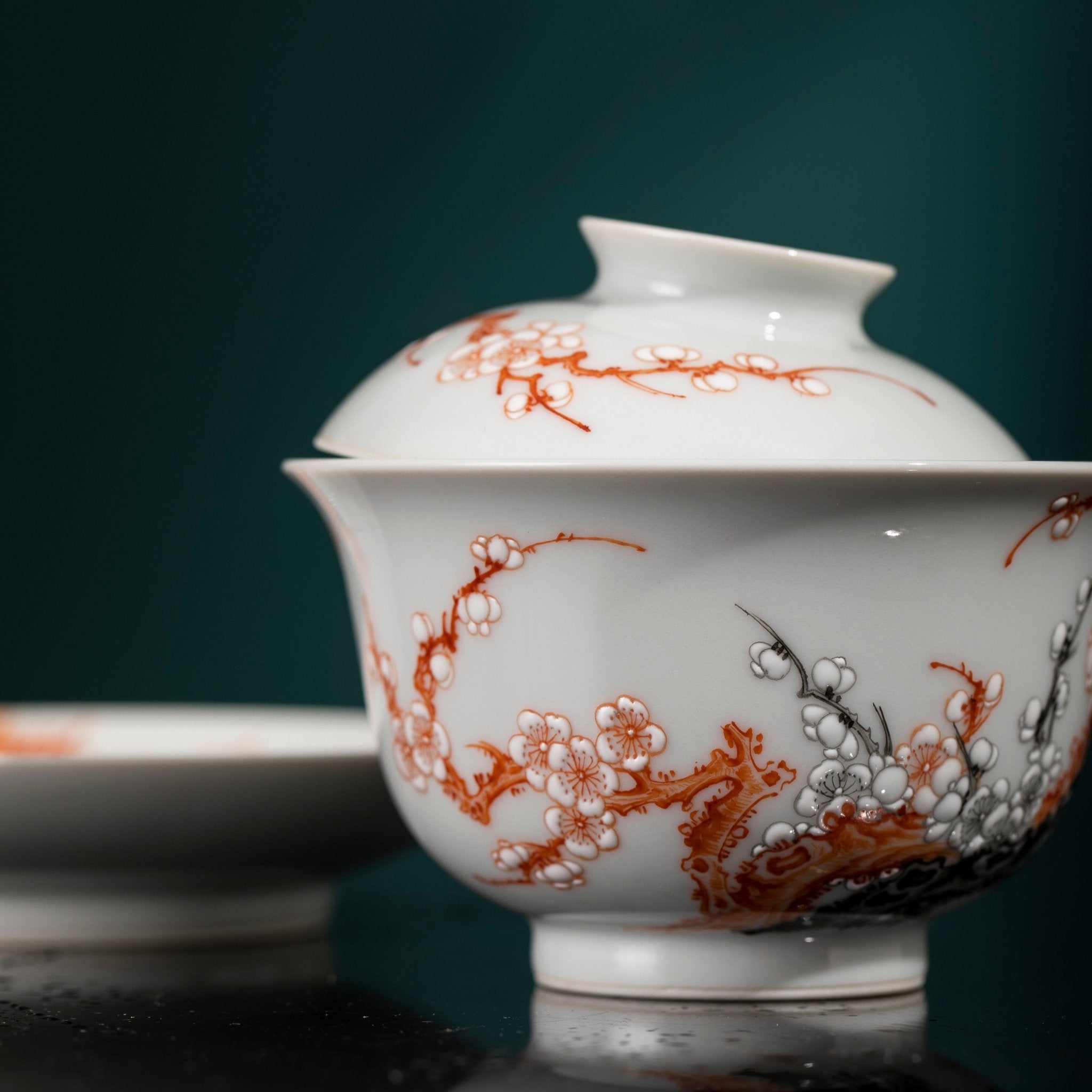 Fan Hong Mei Kai Wu Fu 200cc - Jing De Zhen Porcelain Gaiwan - zycs_China