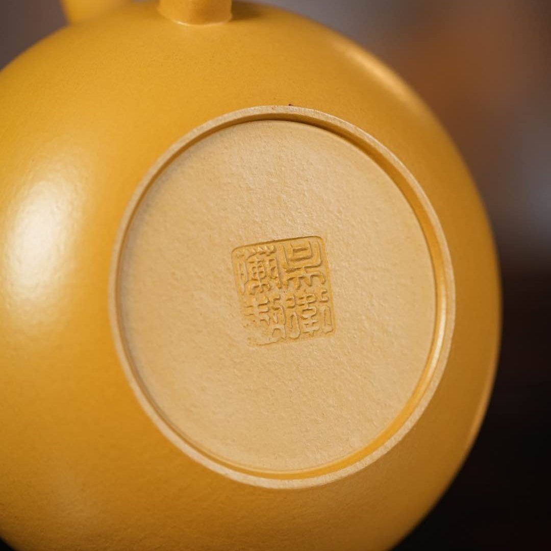 Fang Gu 200cc - Yixing Handmade Teapot - zycs_China