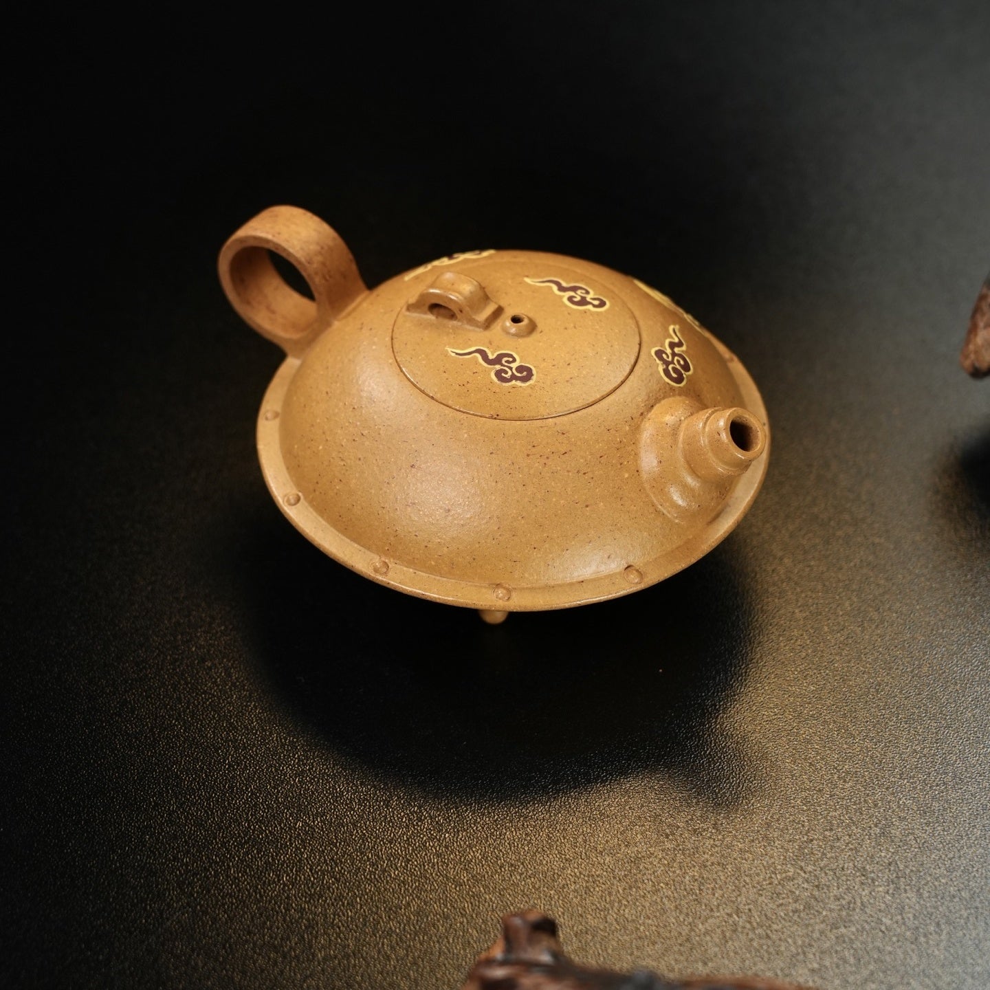 Fei Die 110cc - Yixing Handmade Teapot - zycs_China