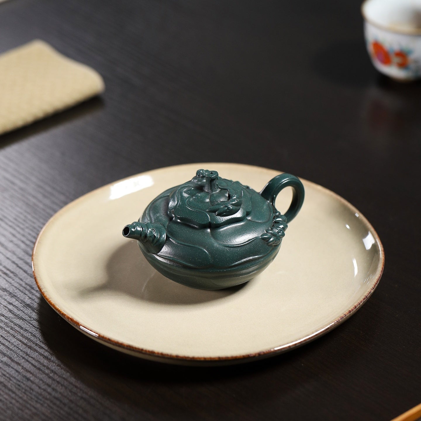Feng Juan Kui 150cc - Yixing Handmade Teapot 江苏宜兴