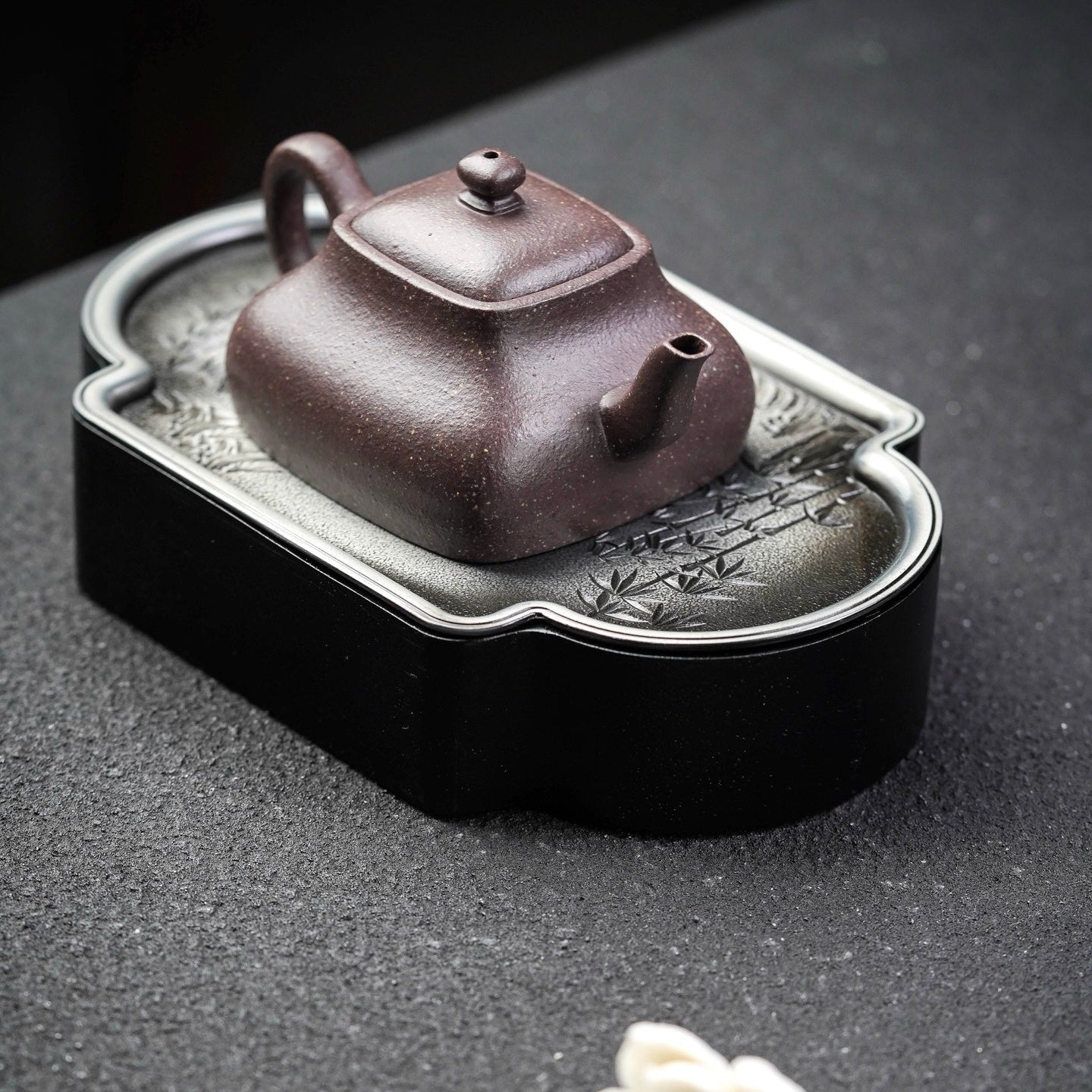 Feng Liu Zai Xiang 170cc - Yixing Handmade Teapot - zycs_China - tea - teapot