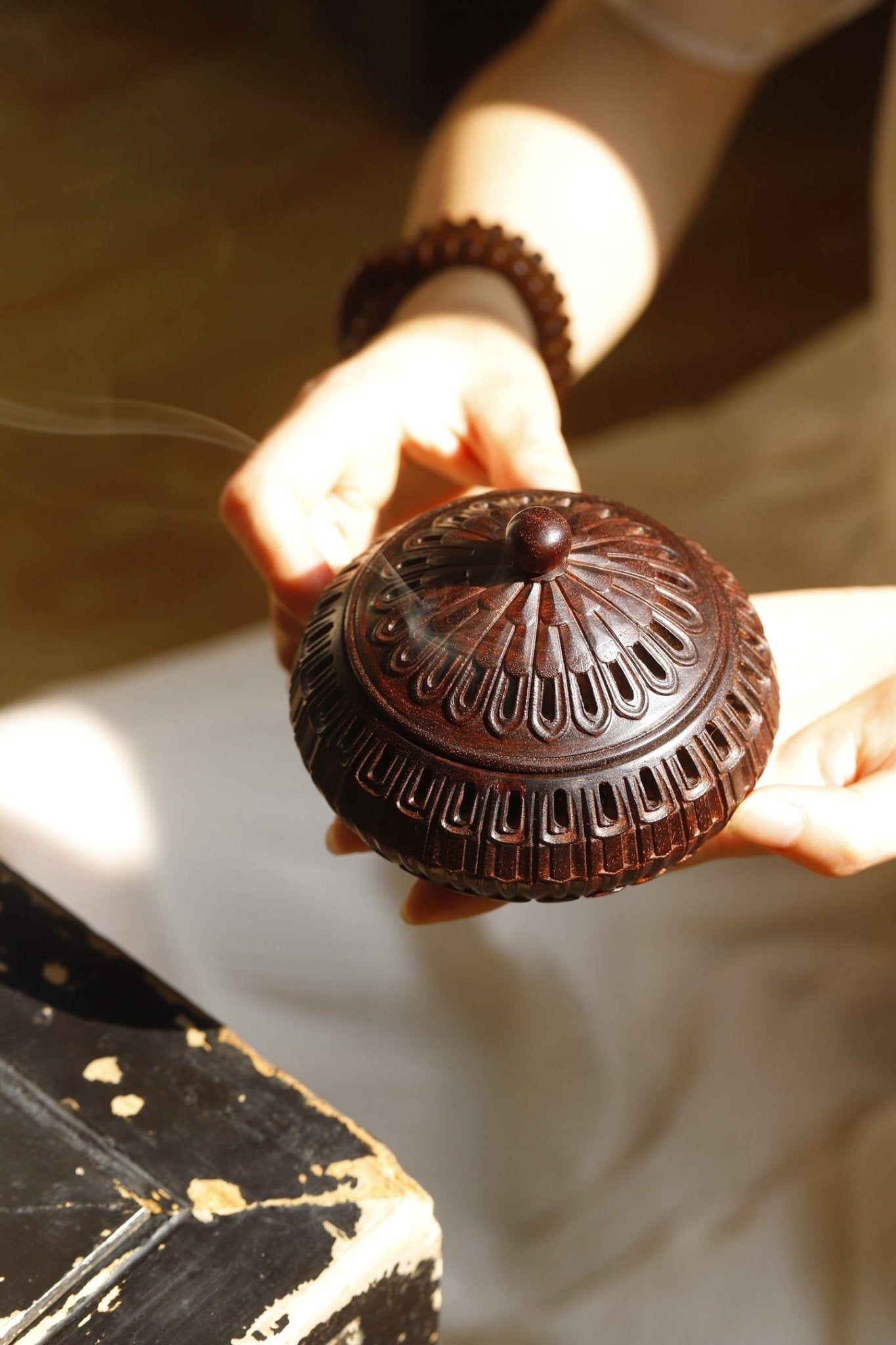 Feng Wei - Wood Sculpture - zycs_China