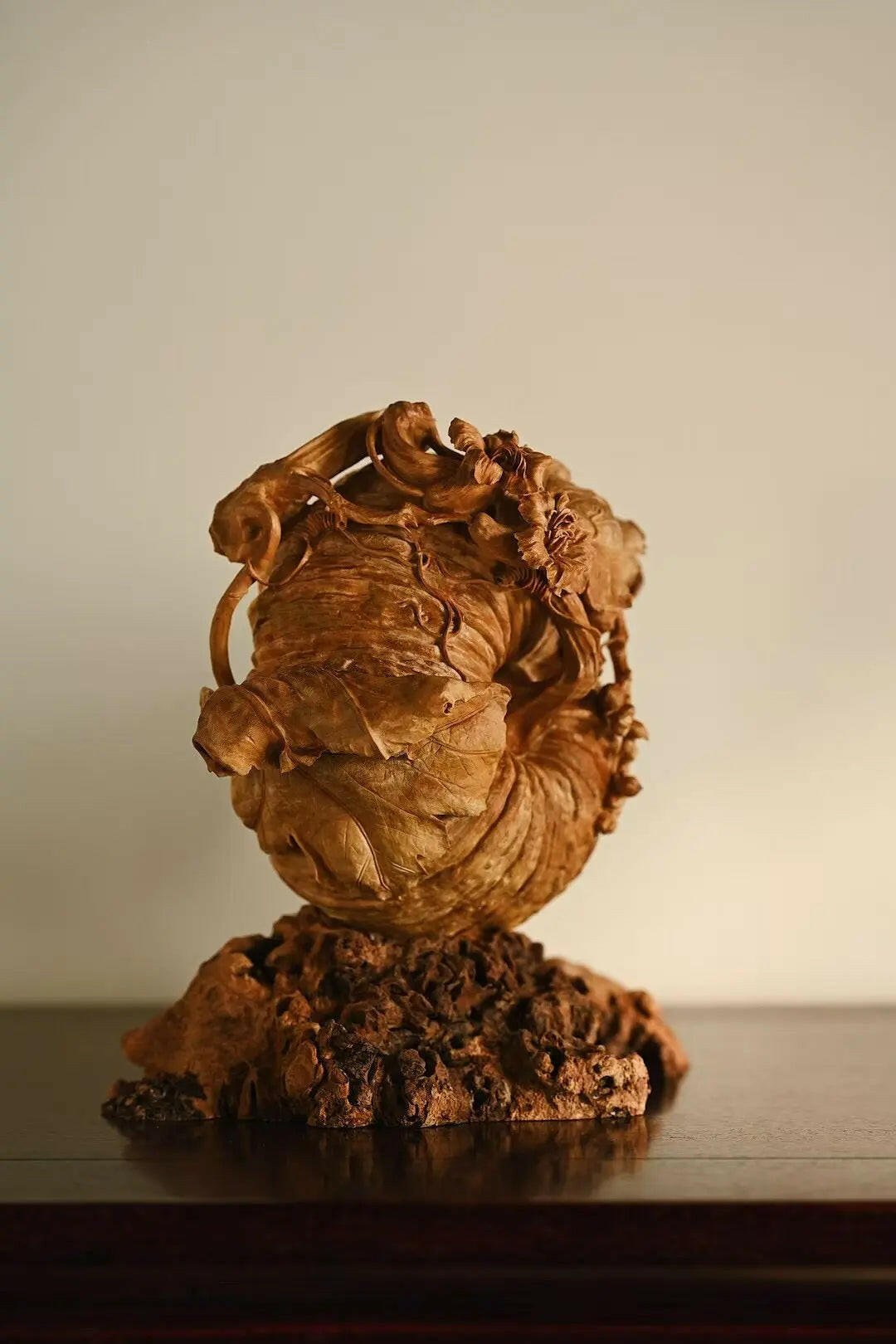 Fu Gua - Wood Sculpture - zycs_China