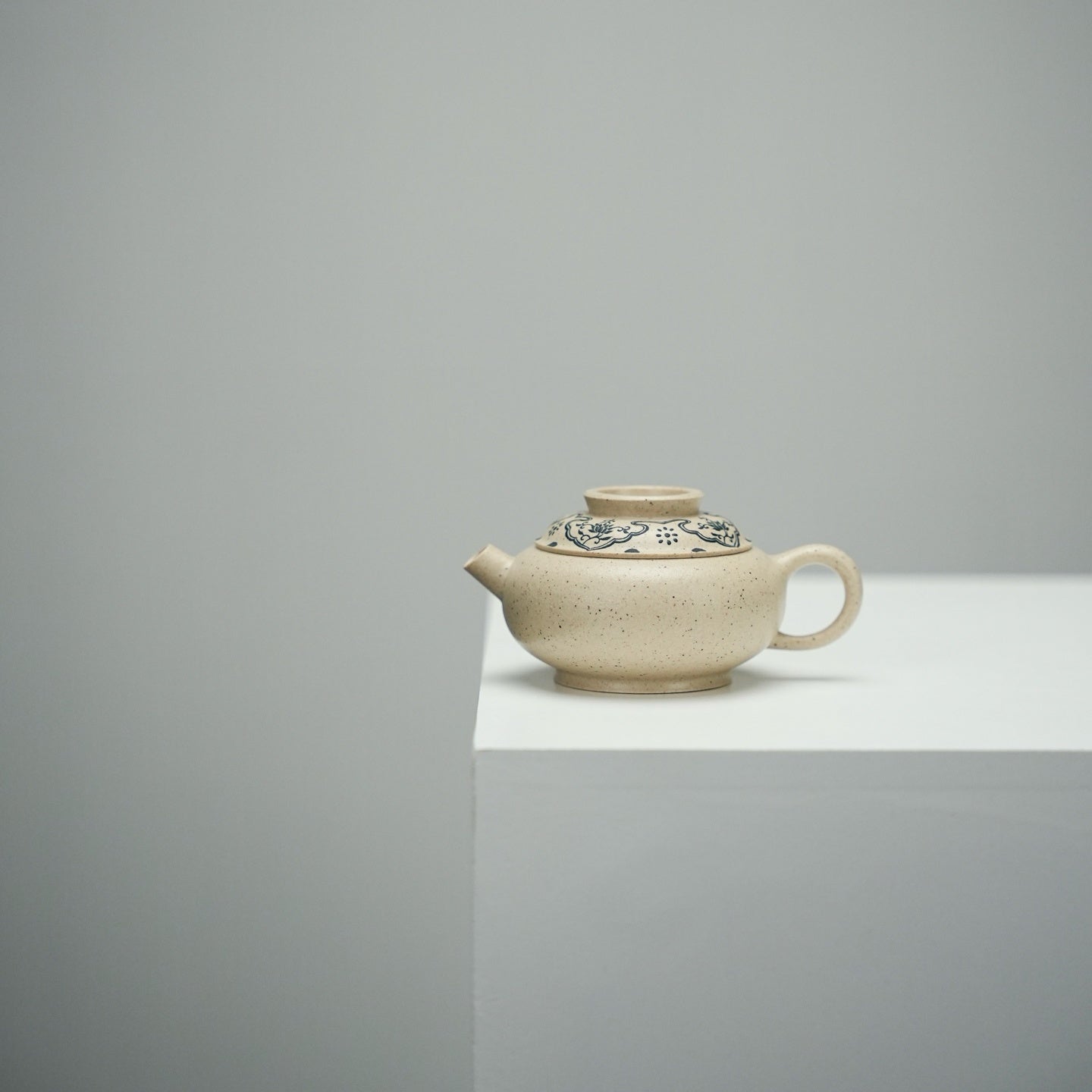 Fu Jia Ju Lun 85cc - Yixing Handmade Teapot - zycs_China