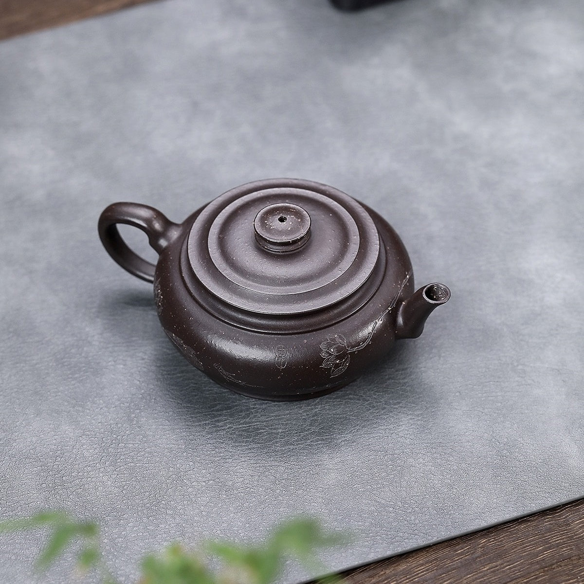 Gong Deng 150cc - Yixing Handmade Teapot - zycs_China