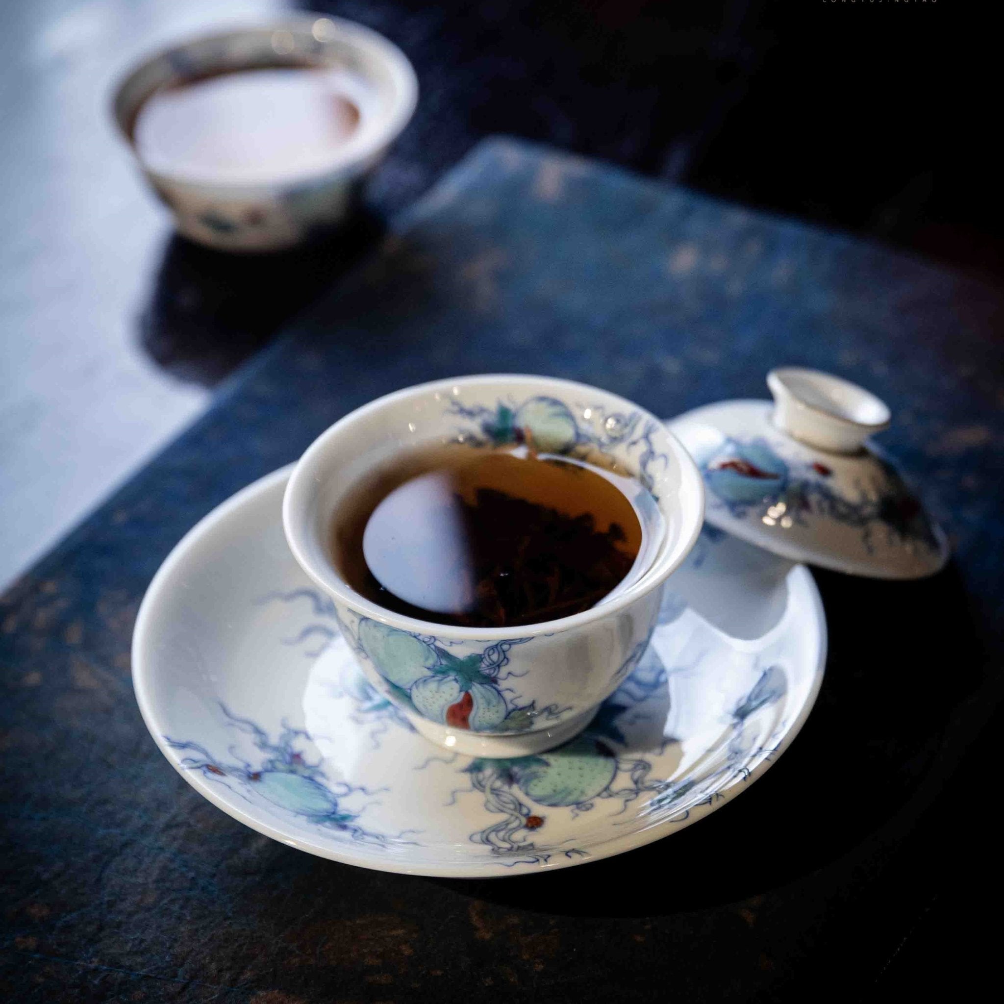 Gua Die Mian Mian 110cc - Jing De Zhen Porcelain Gaiwan - zycs_China