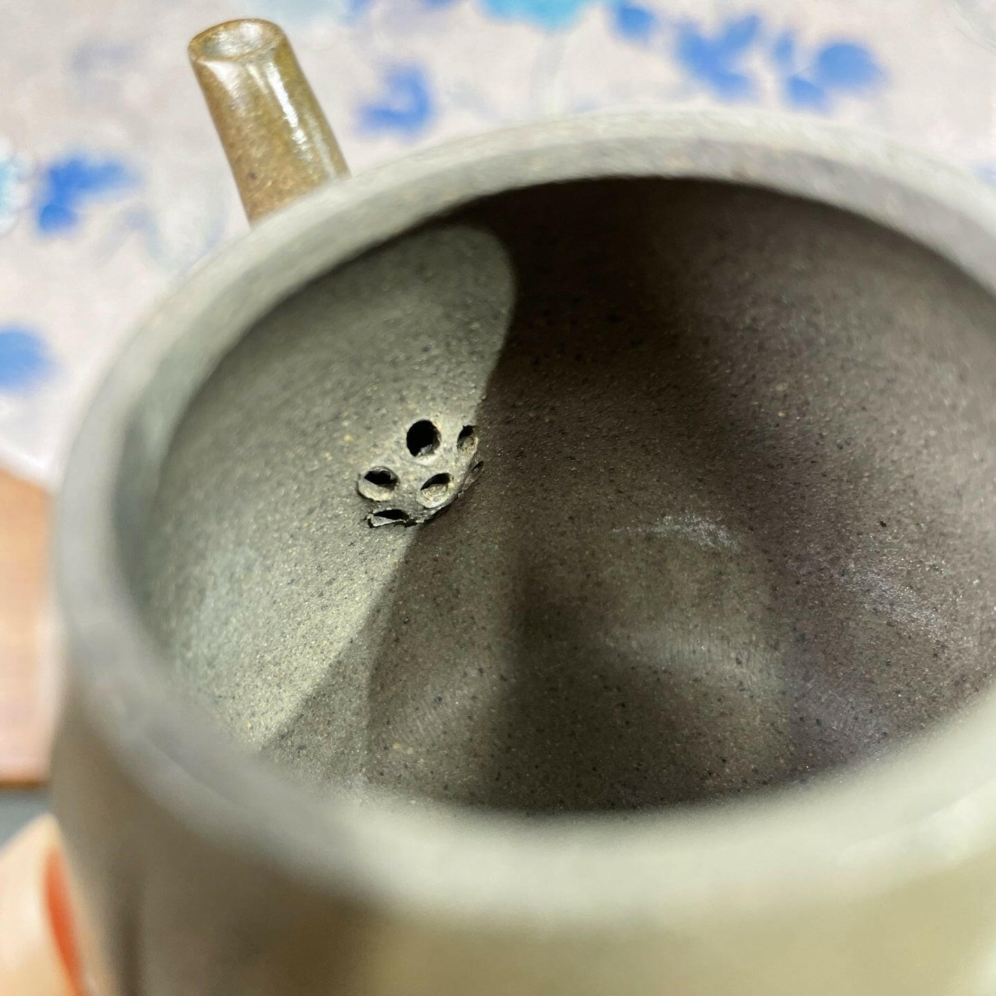 Guan Lan 95cc - Yixing Handmade Teapot - zycs_China