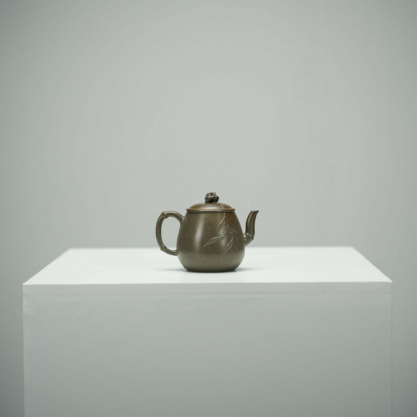 Guan Lan 95cc - Yixing Handmade Teapot - zycs_China