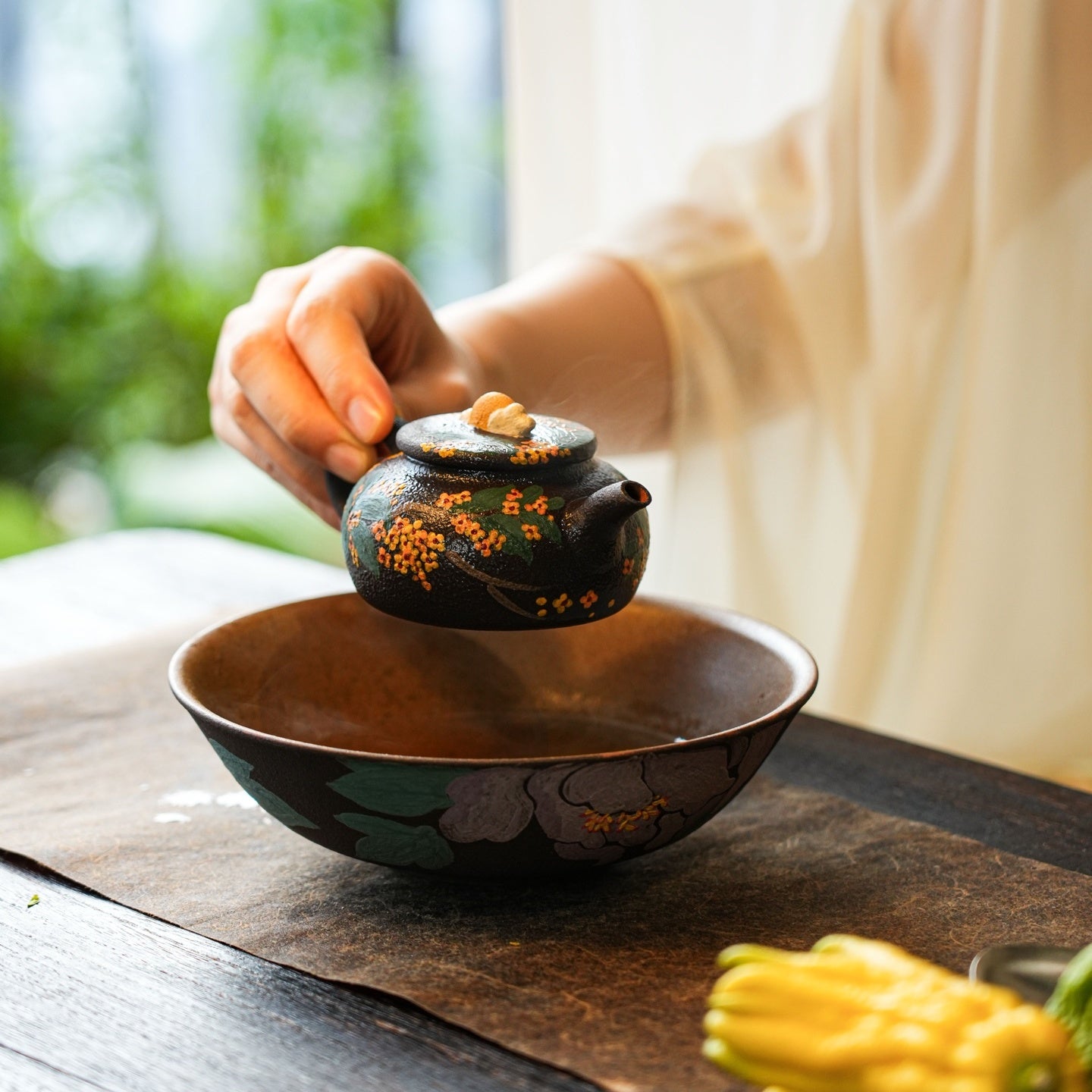 Gui Hua Hu 130cc - Yixing Handmade Teapot - zycs_China