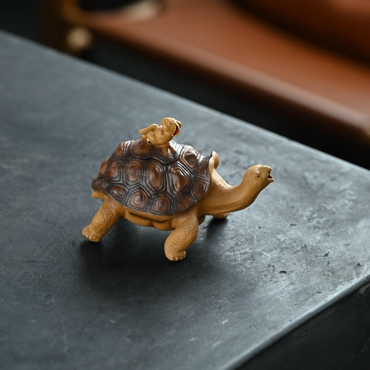 Gui Tu Sai Pao - Yixing Handmade Teapot - zycs_China