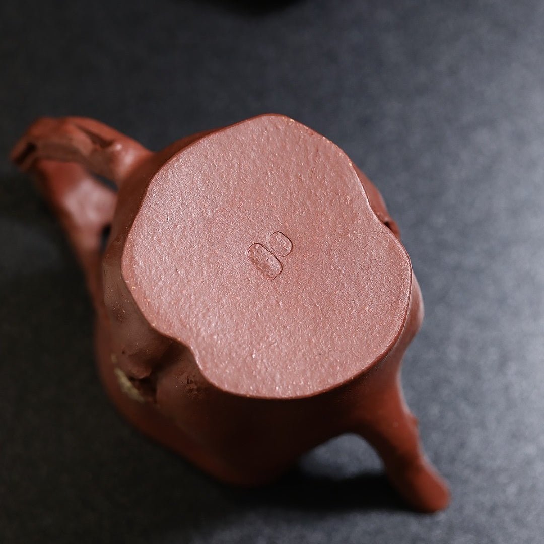 Gui Ying Liu Xiang 200cc - Yixing Handmade Teapot - zycs_China