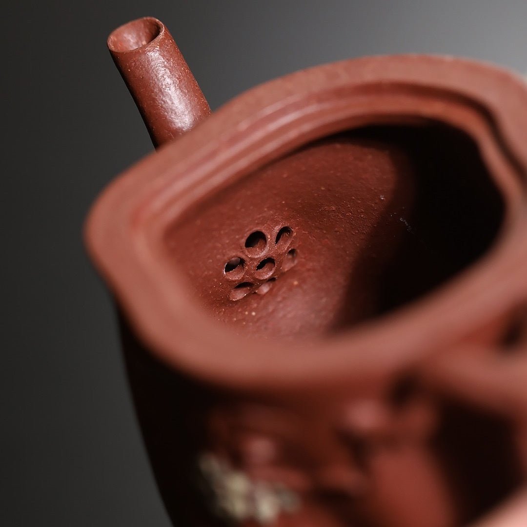 Gui Ying Liu Xiang 200cc - Yixing Handmade Teapot - zycs_China