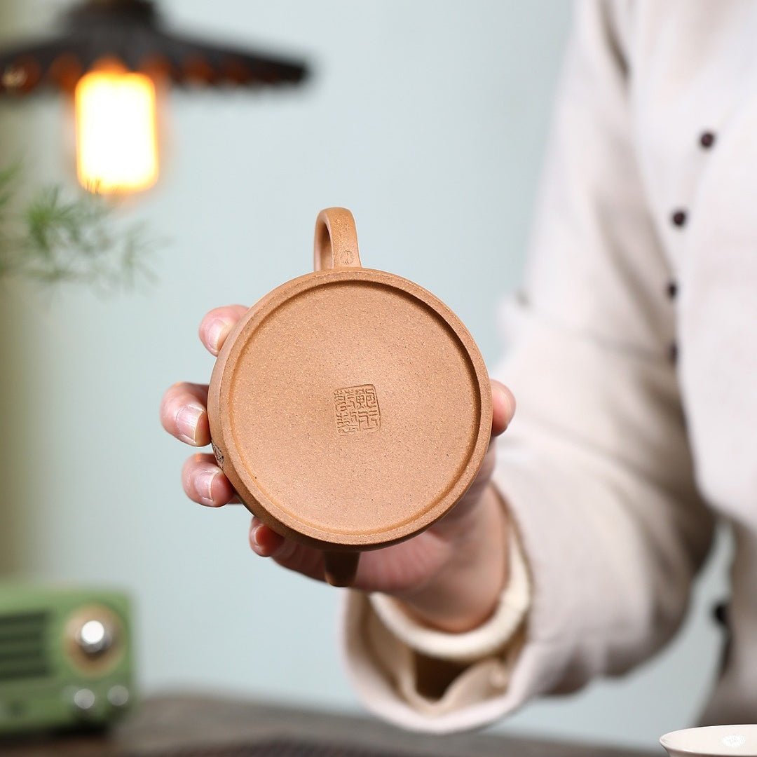 Guo Qiao Bian Fu 180cc - Yixing Handmade Teapot - zycs_China