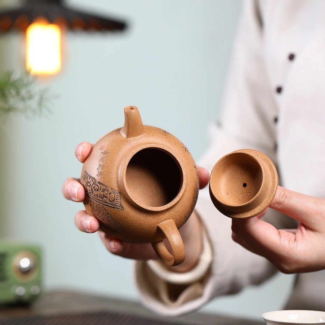 Guo Qiao Bian Fu 180cc - Yixing Handmade Teapot - zycs_China