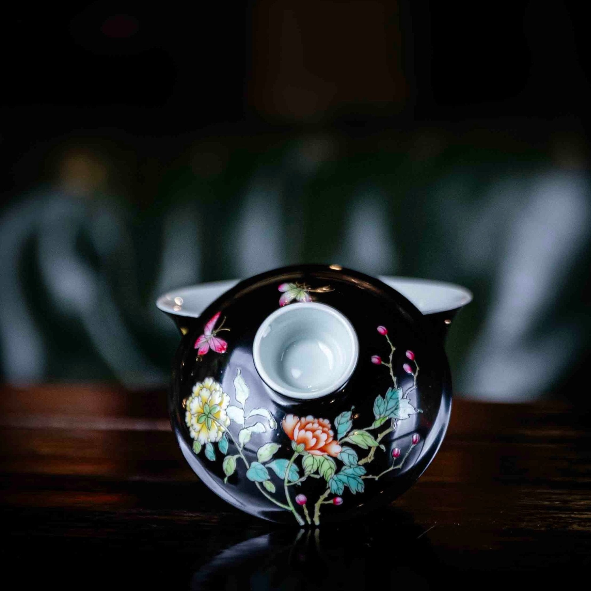 Guo Se Tian Xiang 120cc - Jing De Zhen Porcelain Gaiwan - zycs_China