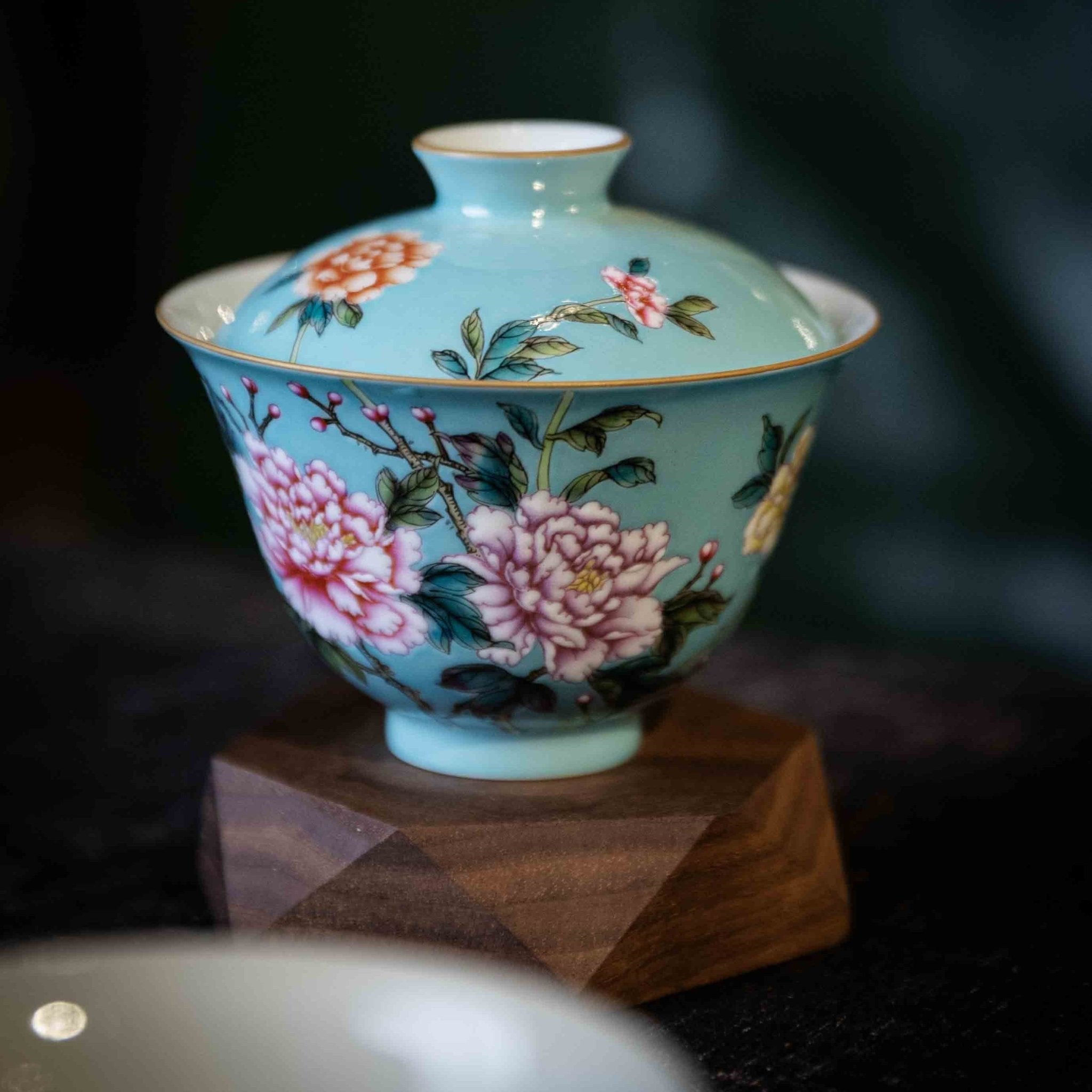 Guo Se Tian Xiang 150cc - Jing De Zhen Porcelain Gaiwan - zycs_China