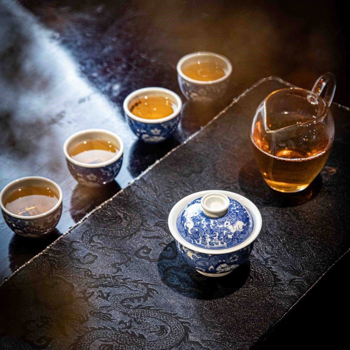 Hai Shou 110cc - Jing De Zhen Porcelain Gaiwan - zycs_China