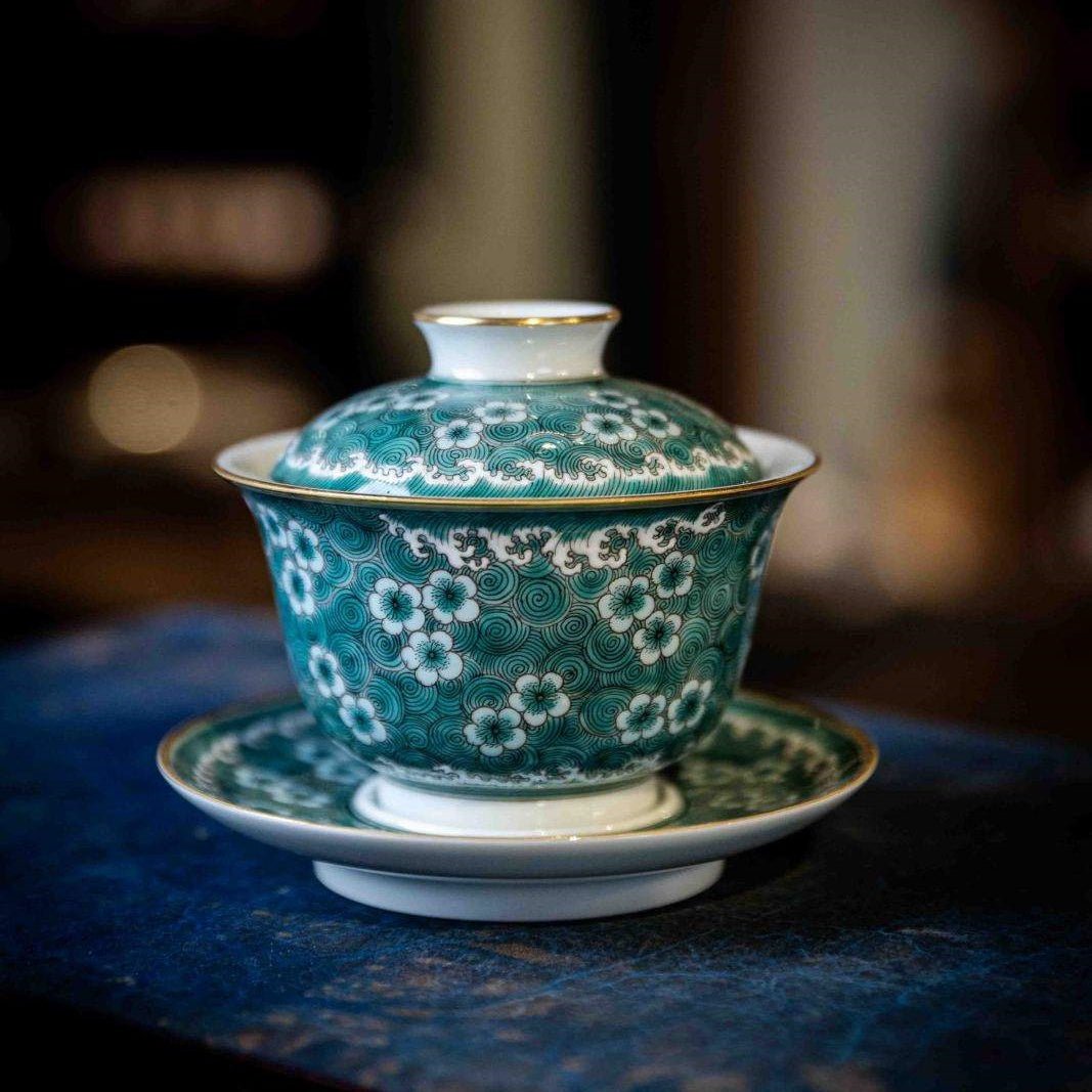 Hai Shui Bing Mei 150cc - Jing De Zhen Porcelain Gaiwan - zycs_China
