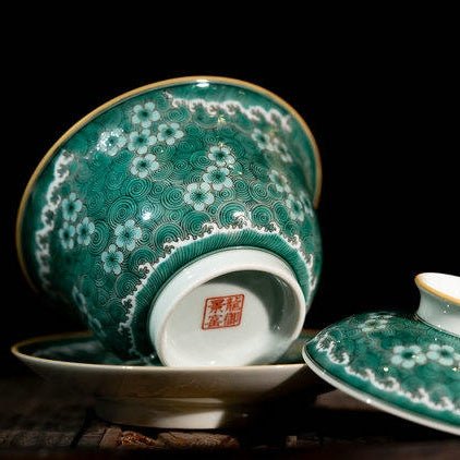 Hai Shui Bing Mei 150cc - Jing De Zhen Porcelain Gaiwan - zycs_China