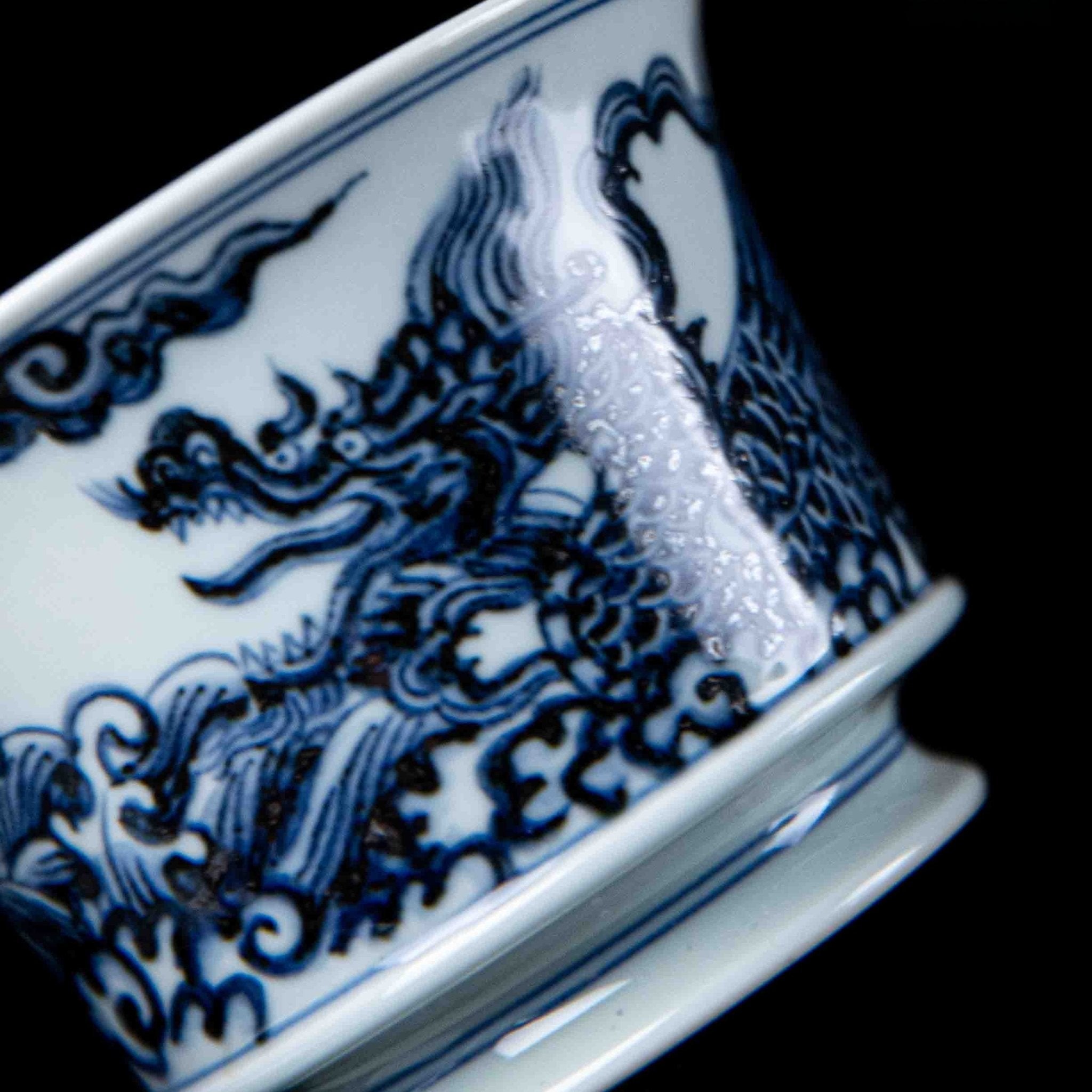 Hai Shui Long Wen 150cc - Jing De Zhen Porcelain Gaiwan - zycs_China