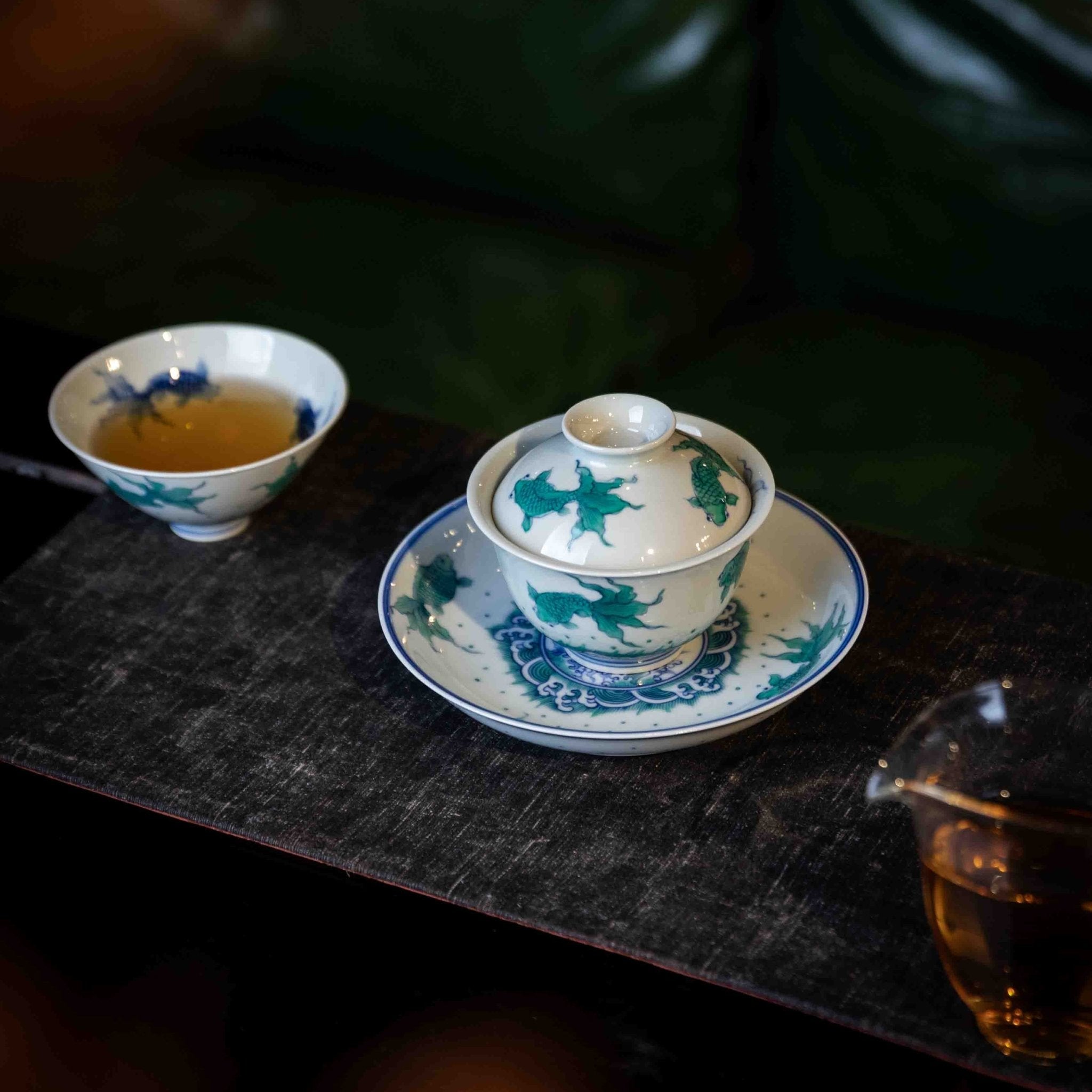 Hai Shui Yu Wen 150cc - Jing De Zhen Porcelain Gaiwan - zycs_China