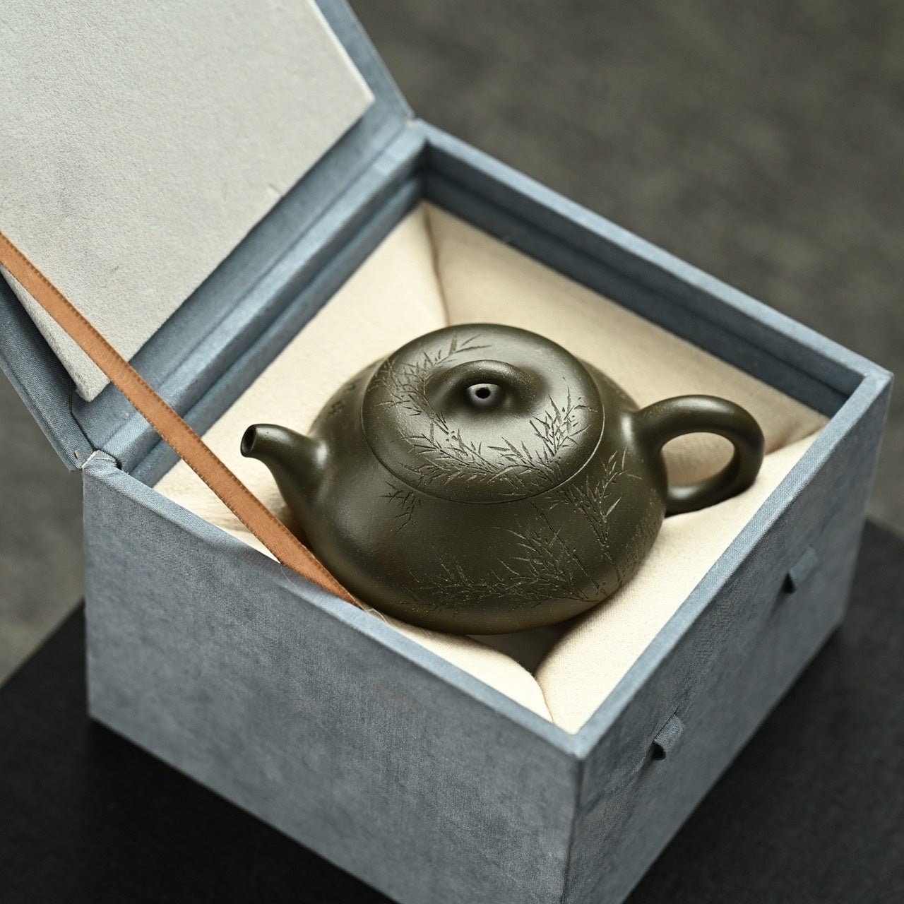 Han Tang Shi Piao 160cc - Yixing Handmade Teapot - zycs_China