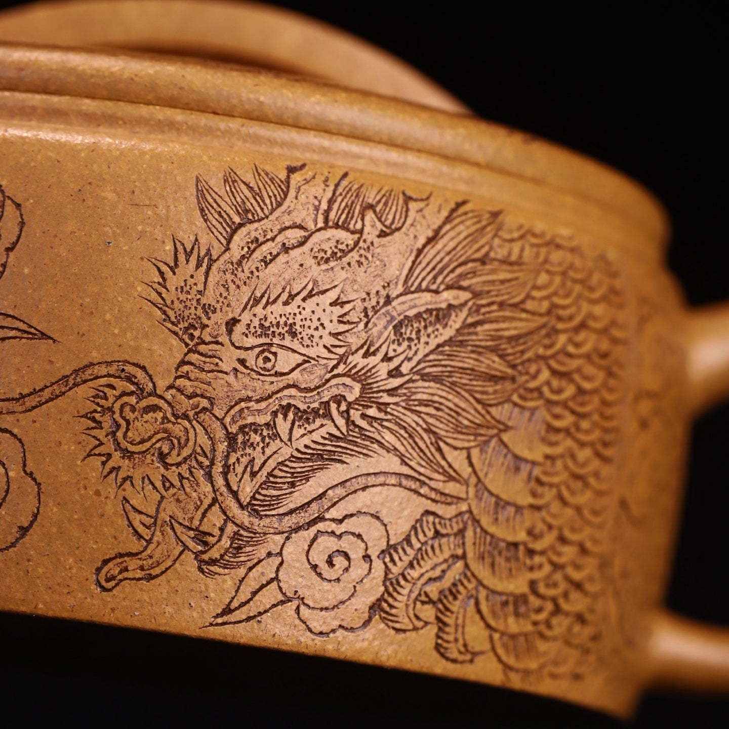 Han Wa 190cc - Yixing Handmade Teapot 江苏宜兴