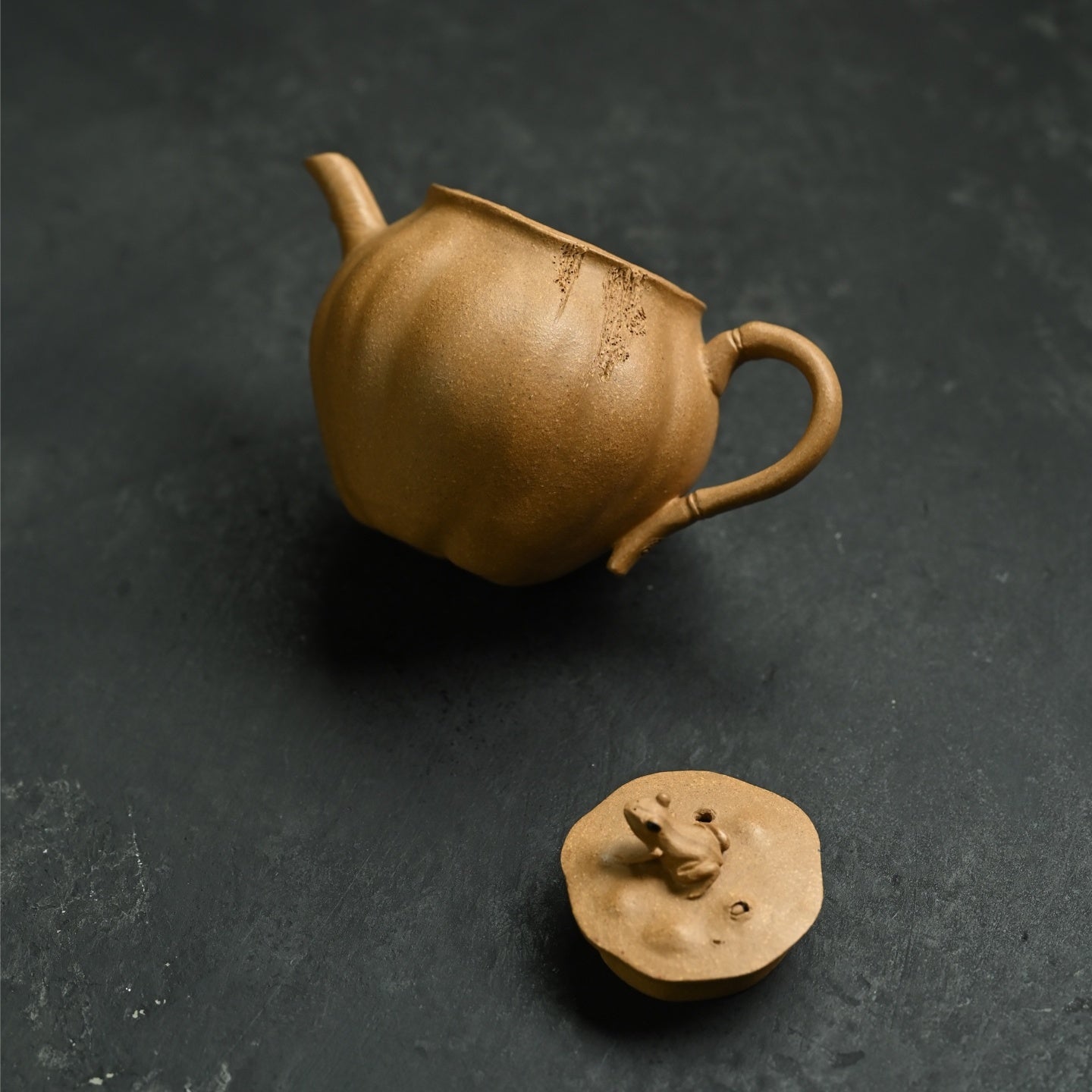 He Tang Wa Qu 170cc - Yixing Handmade Teapot - zycs_China